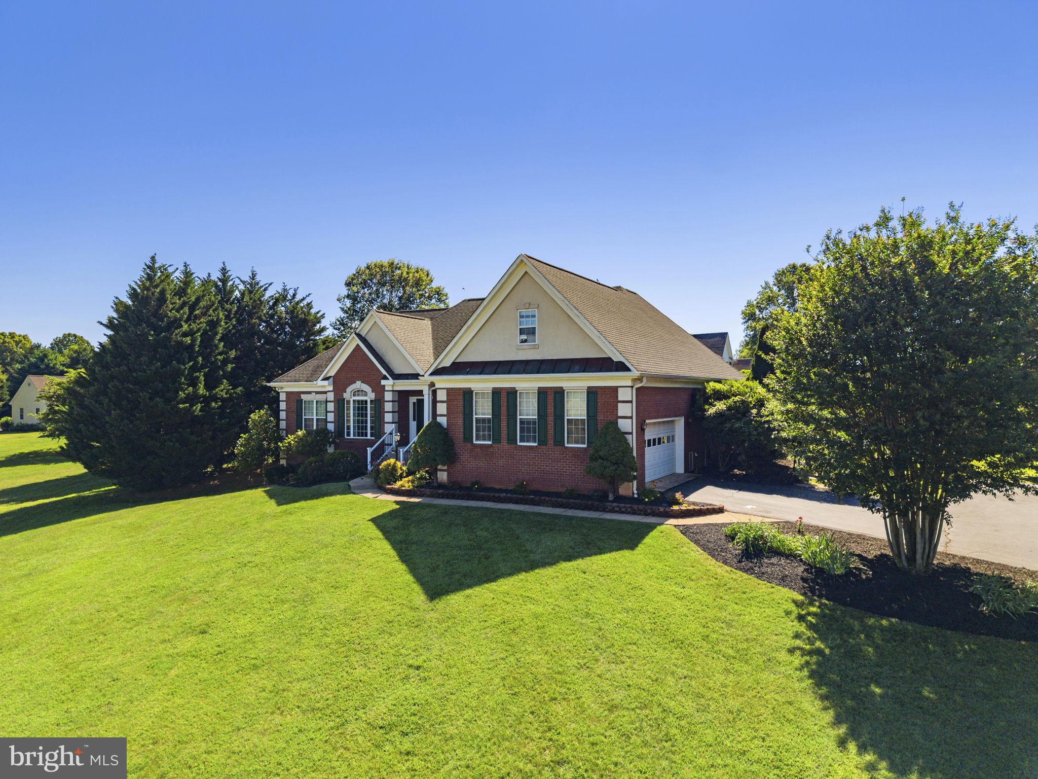 CLAIRMONT MANOR - Residential