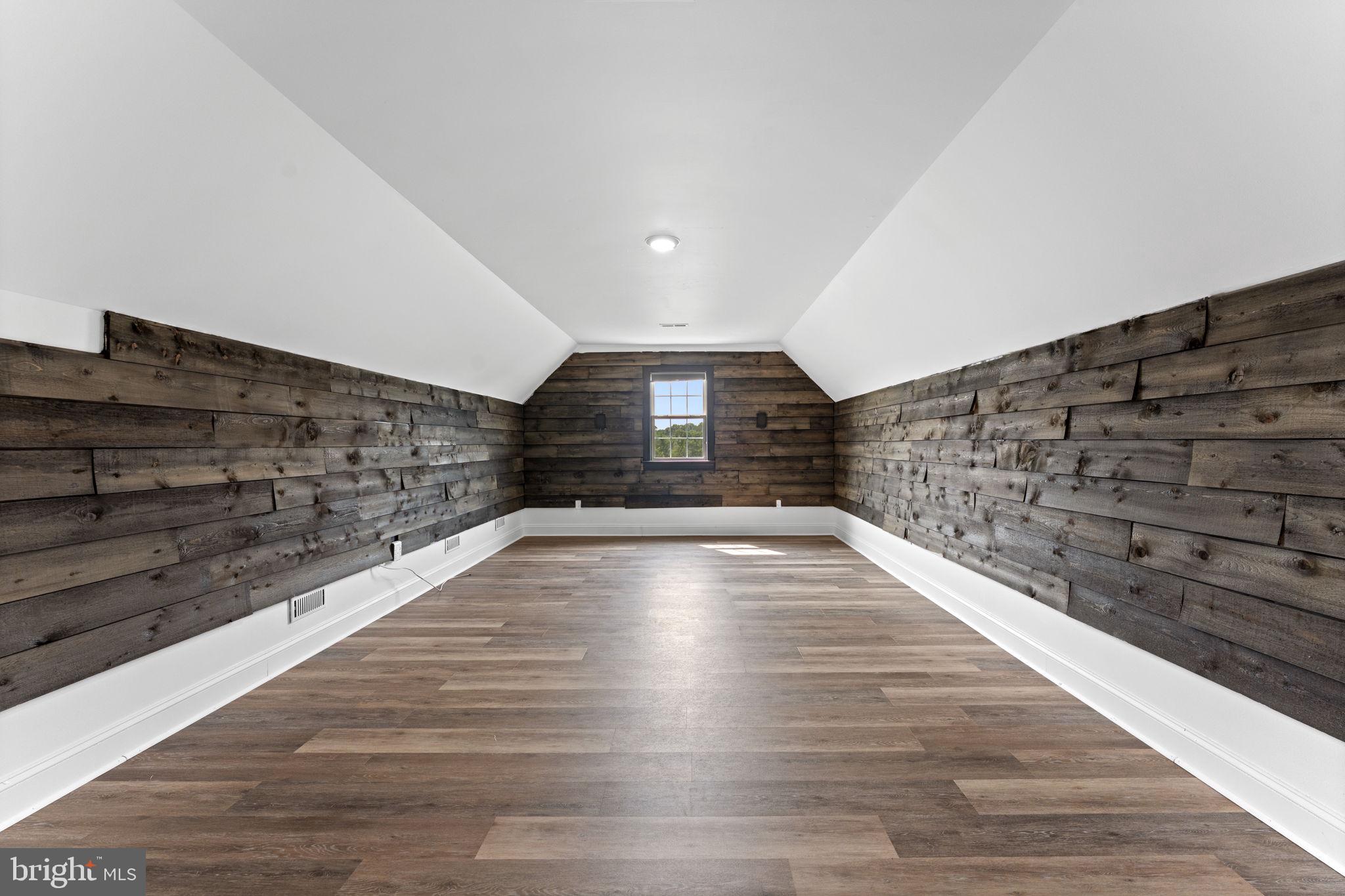 CLAIRMONT MANOR - Residential