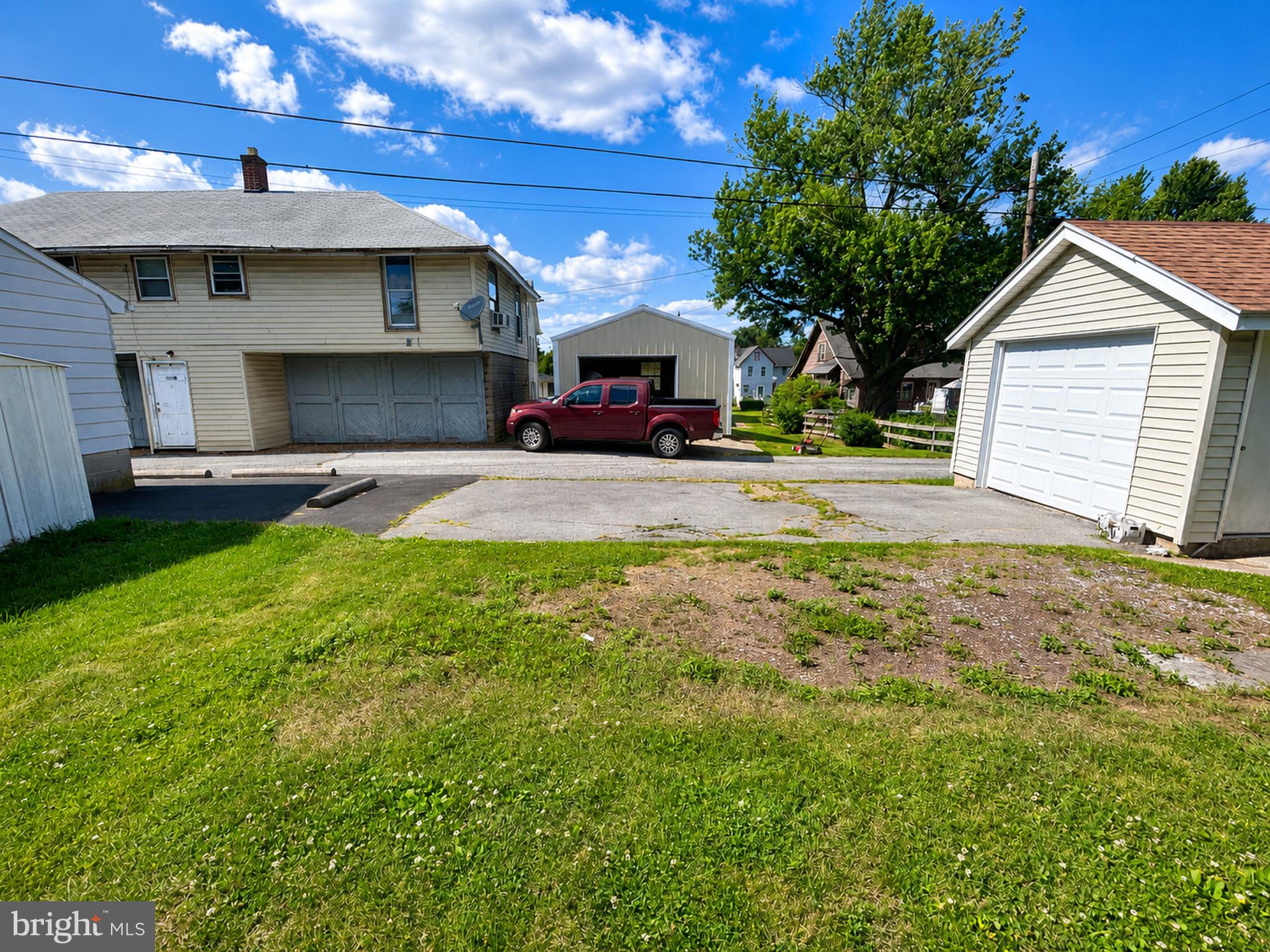 SOUTH LEBANON TOWNSHIP - Residential