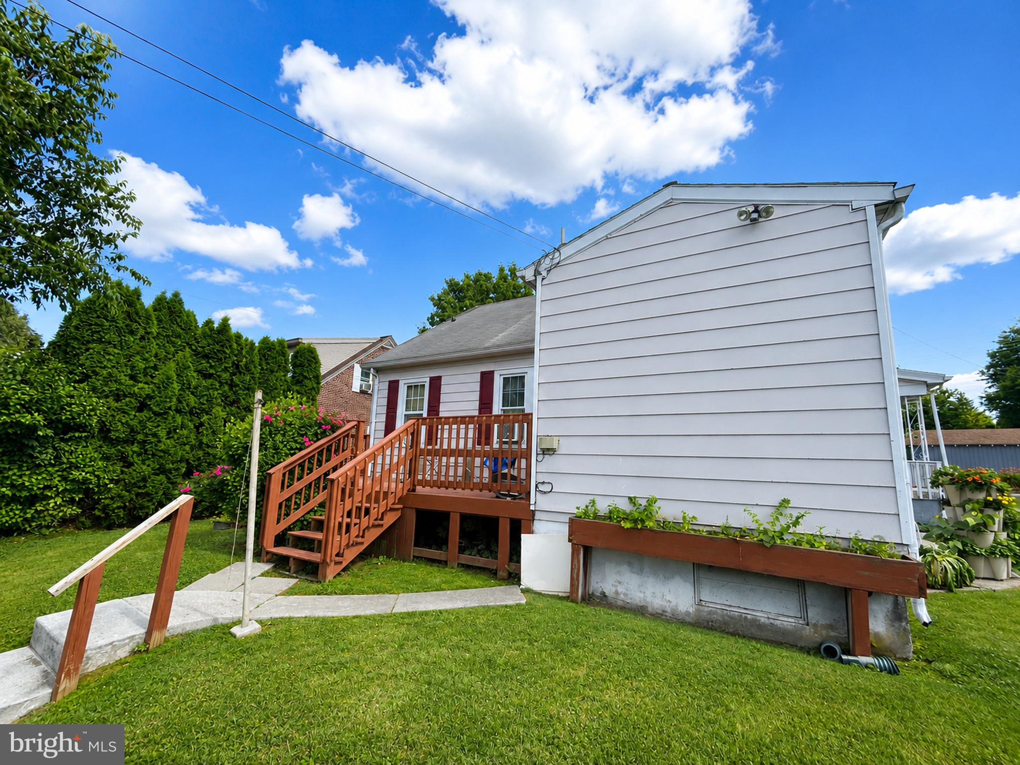 SOUTH LEBANON TOWNSHIP - Residential