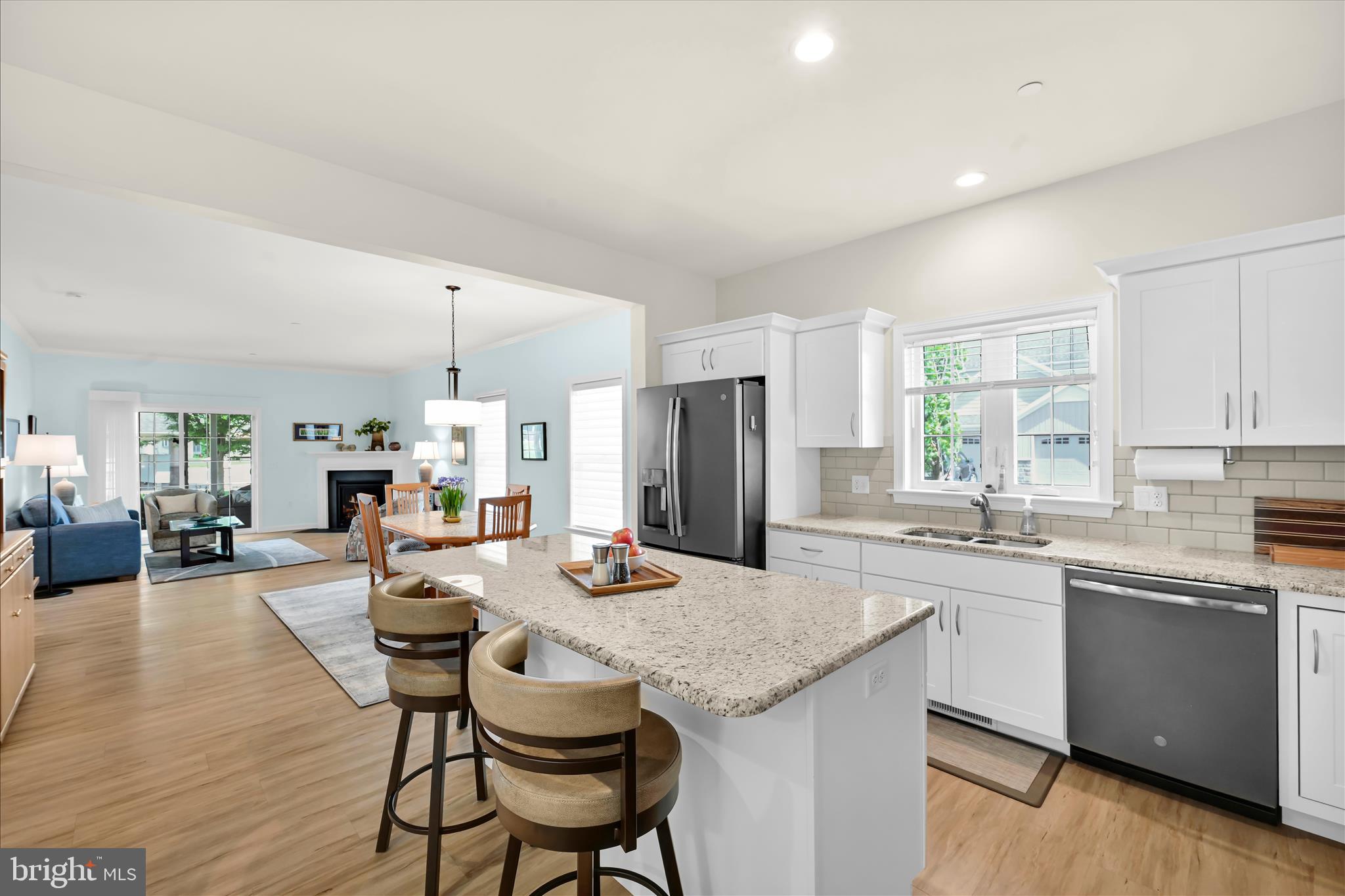 WOODS EDGE - Residential