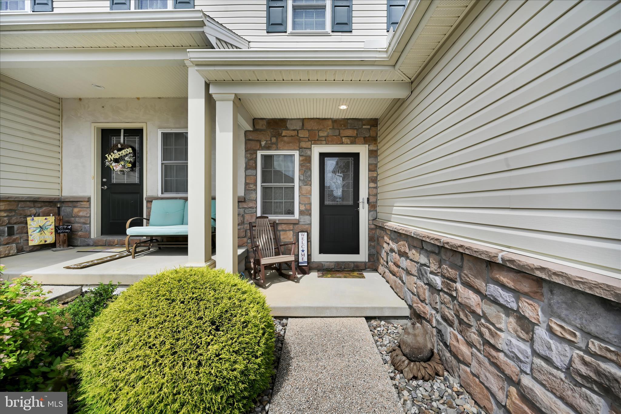 WOODS EDGE - Residential