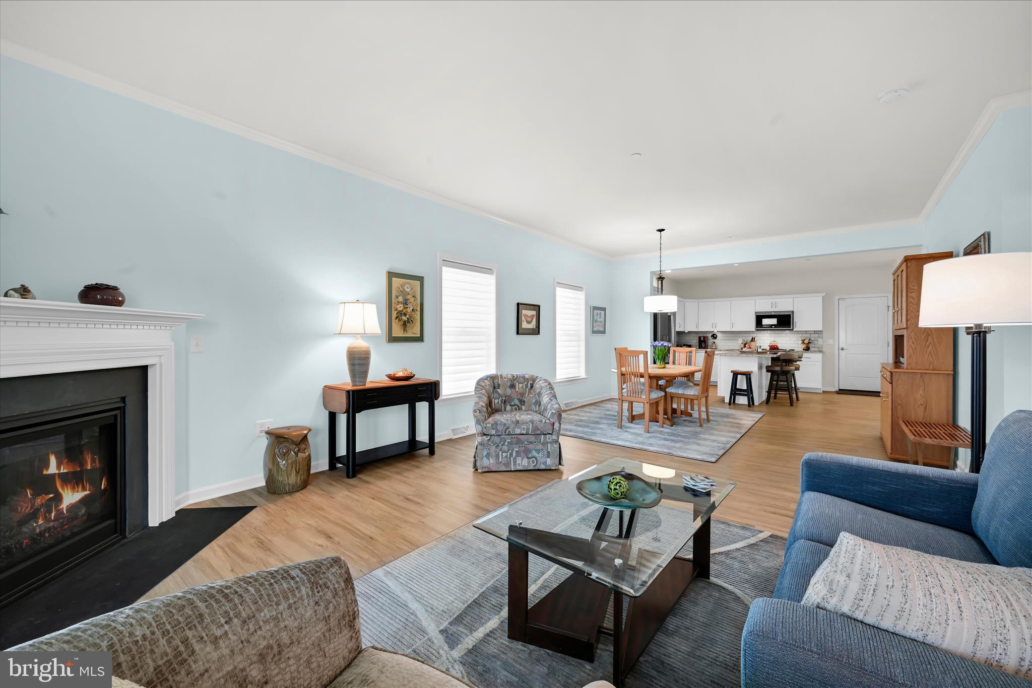 WOODS EDGE - Residential