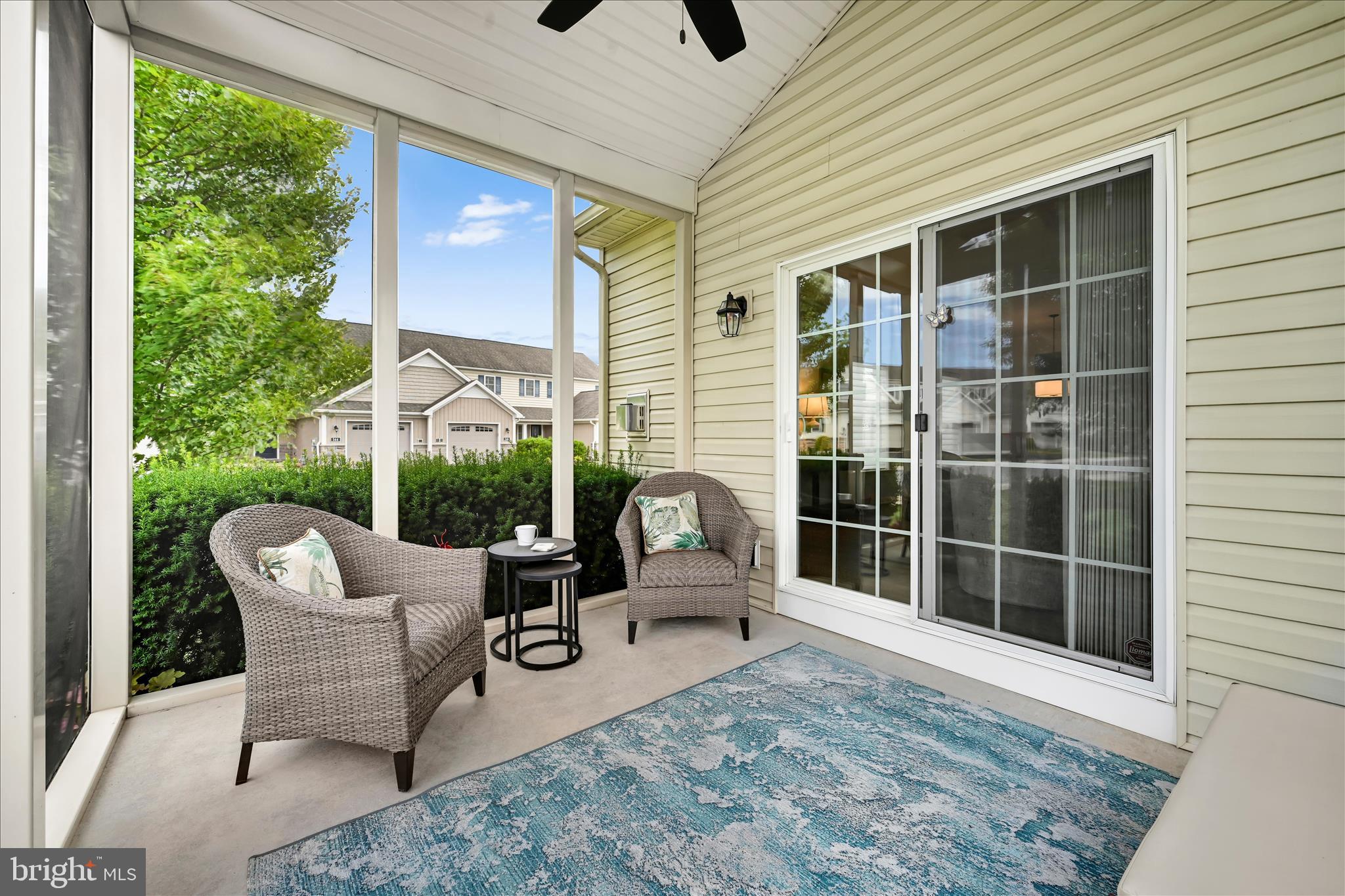 WOODS EDGE - Residential