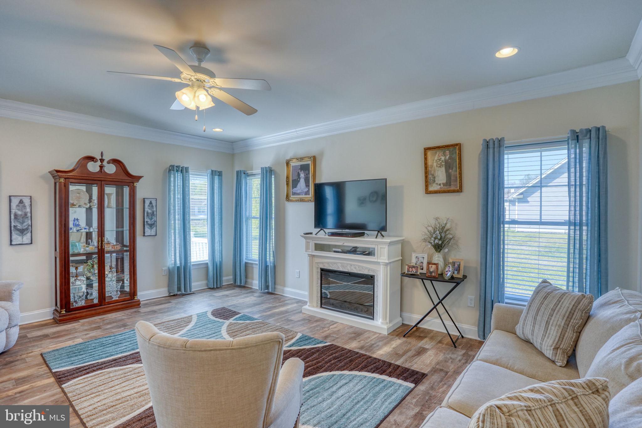 BLACK CREEK COVE - Residential