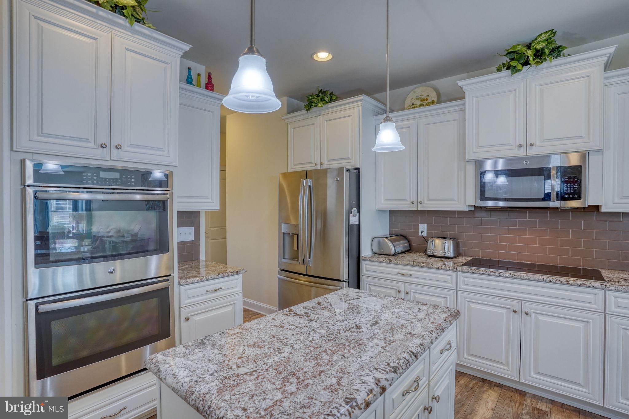 BLACK CREEK COVE - Residential