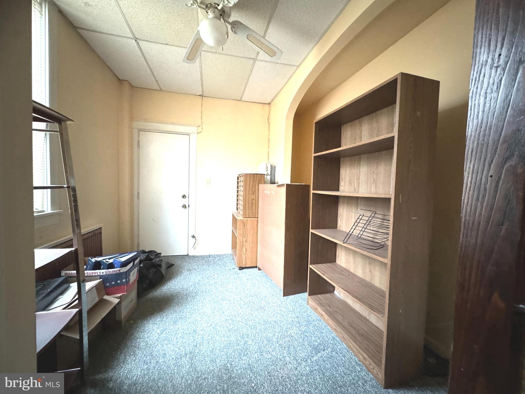 PORT RICHMOND - Commercial Sale