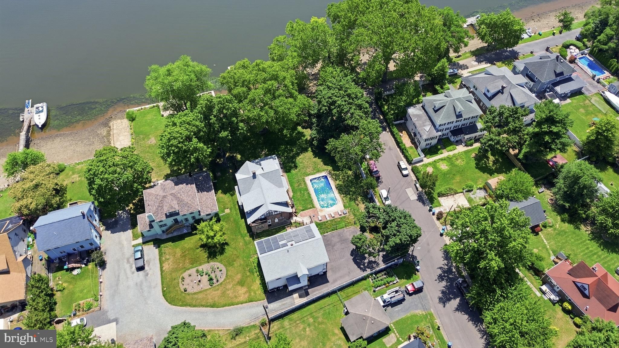 BRISTOL - Residential