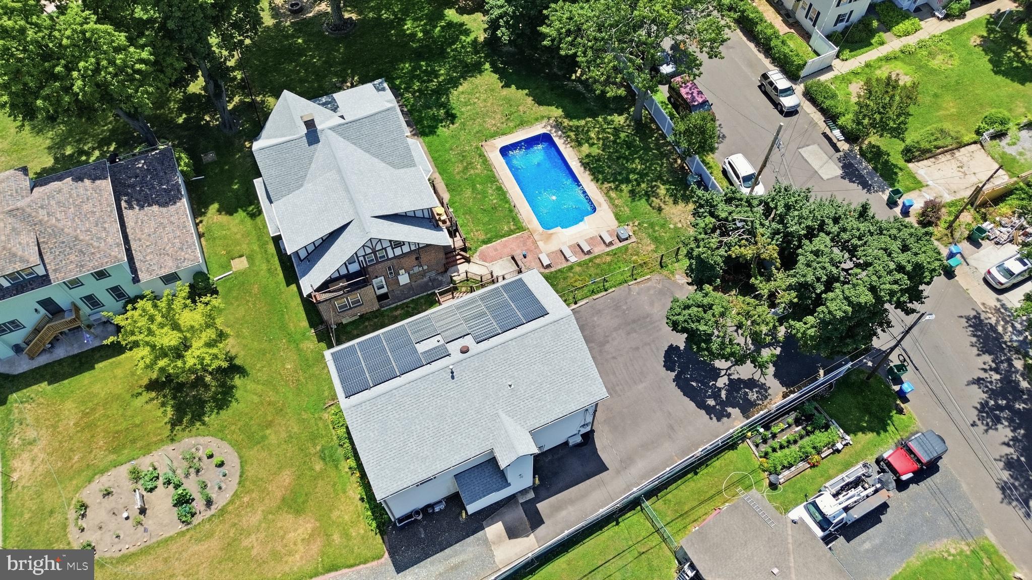 BRISTOL - Residential