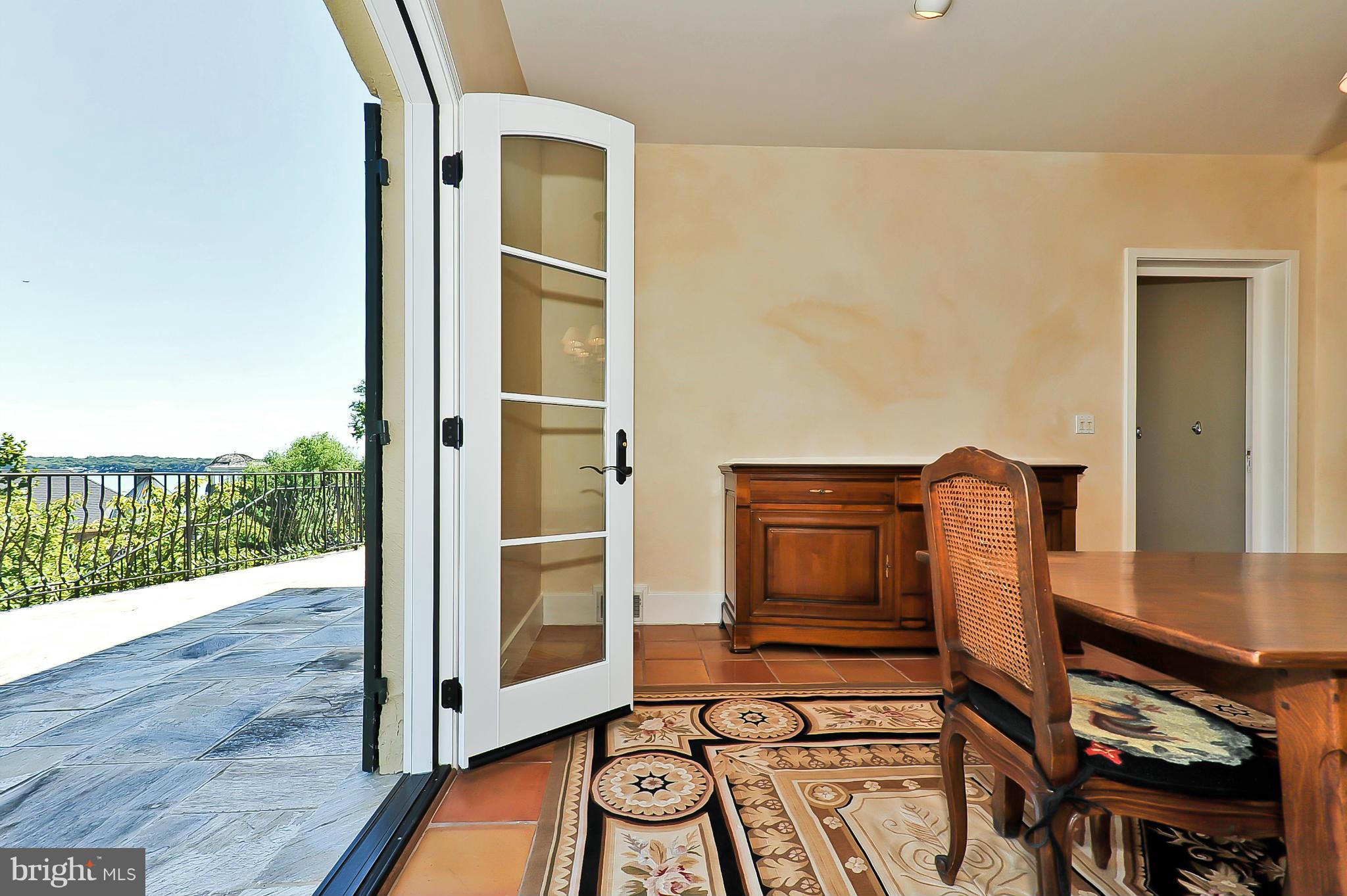 ARCTURUS ON THE POTOMAC - Residential