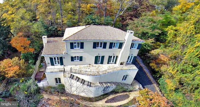 ARCTURUS ON THE POTOMAC - Residential