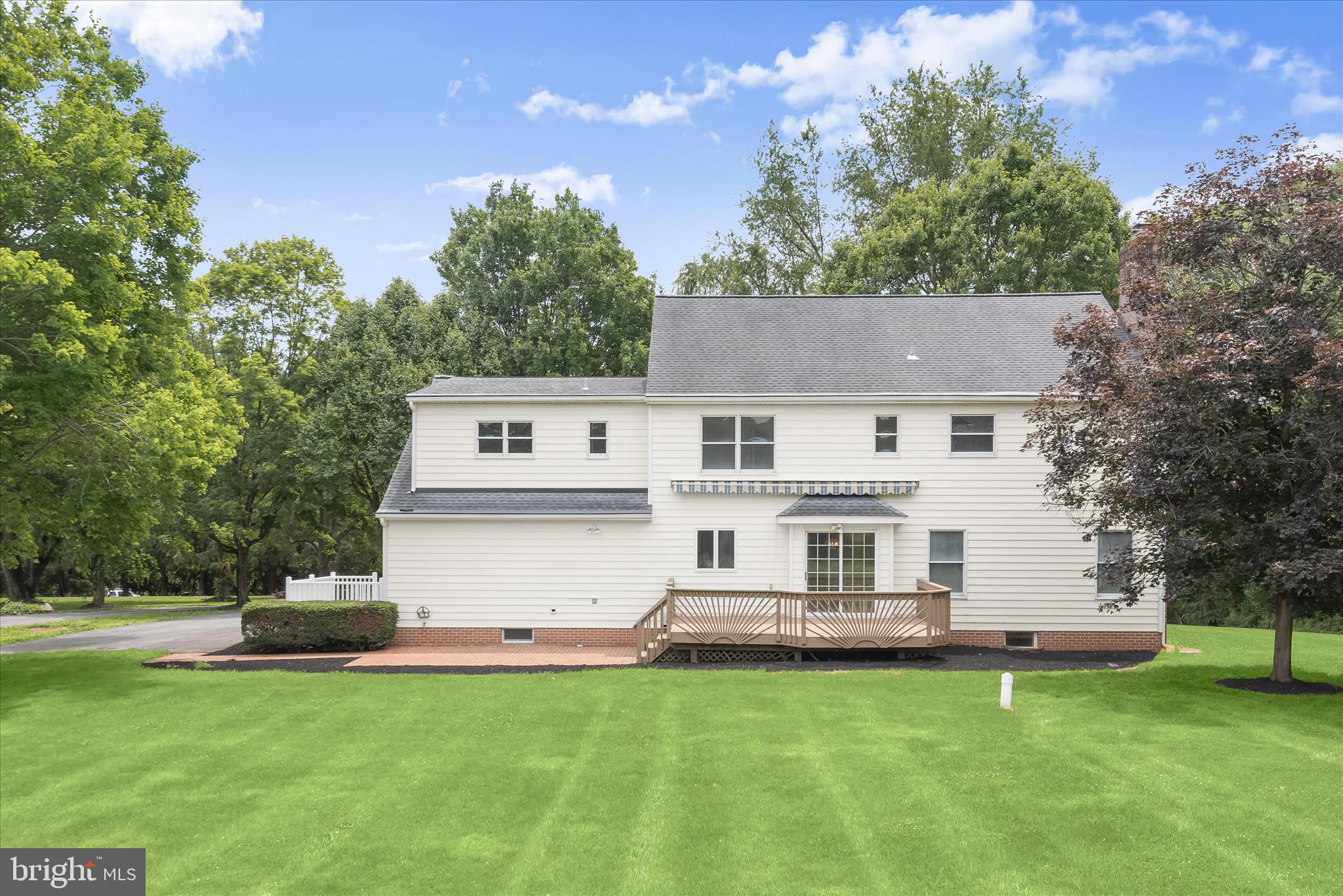 KINGS GRANT - Residential