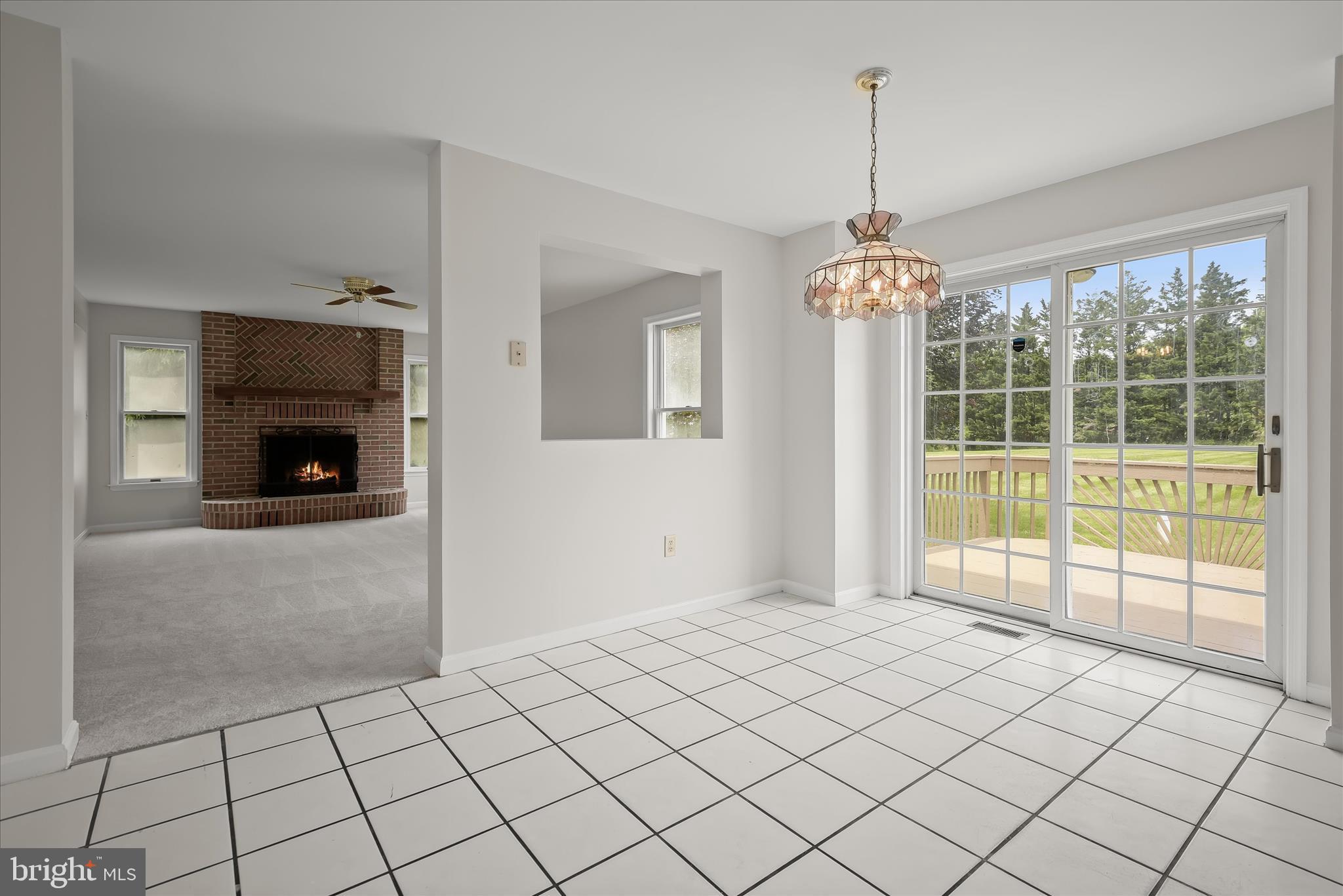 KINGS GRANT - Residential