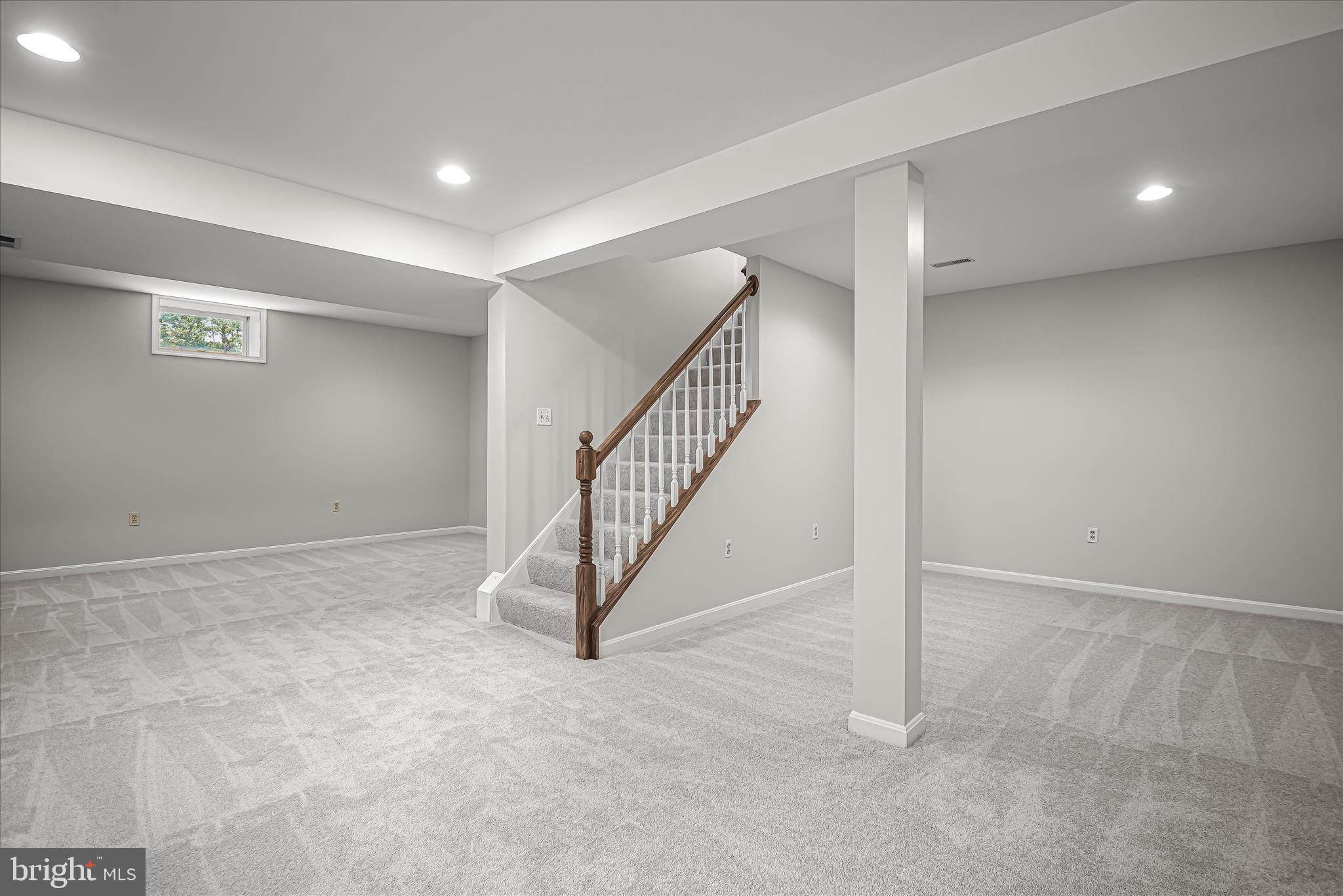 KINGS GRANT - Residential
