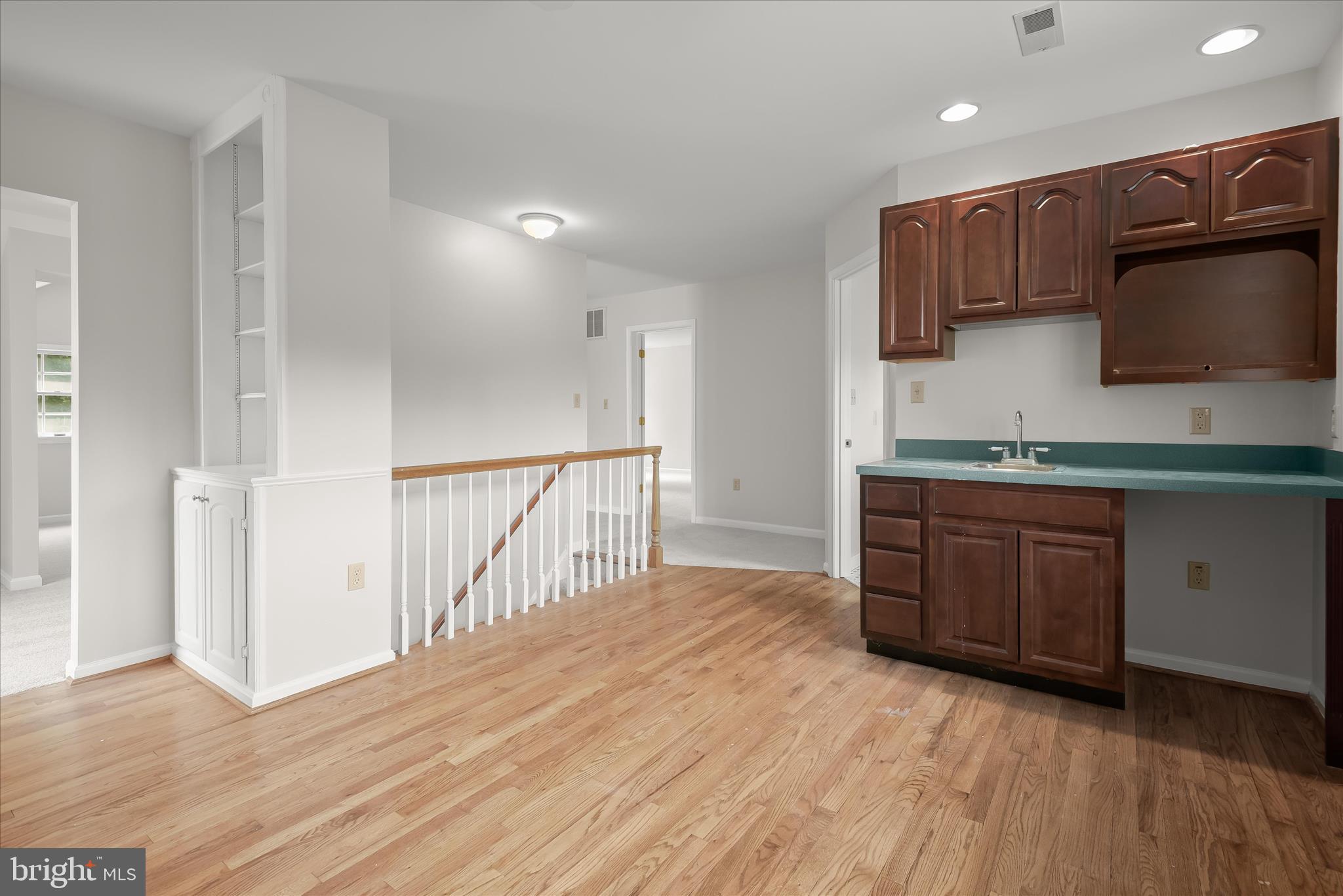 KINGS GRANT - Residential