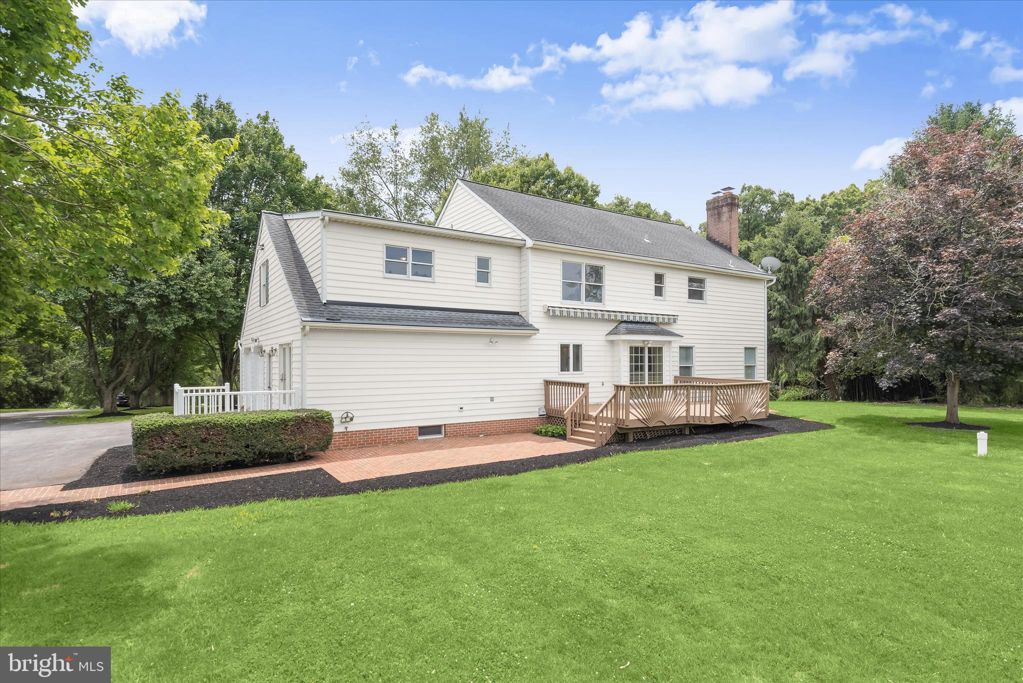 KINGS GRANT - Residential