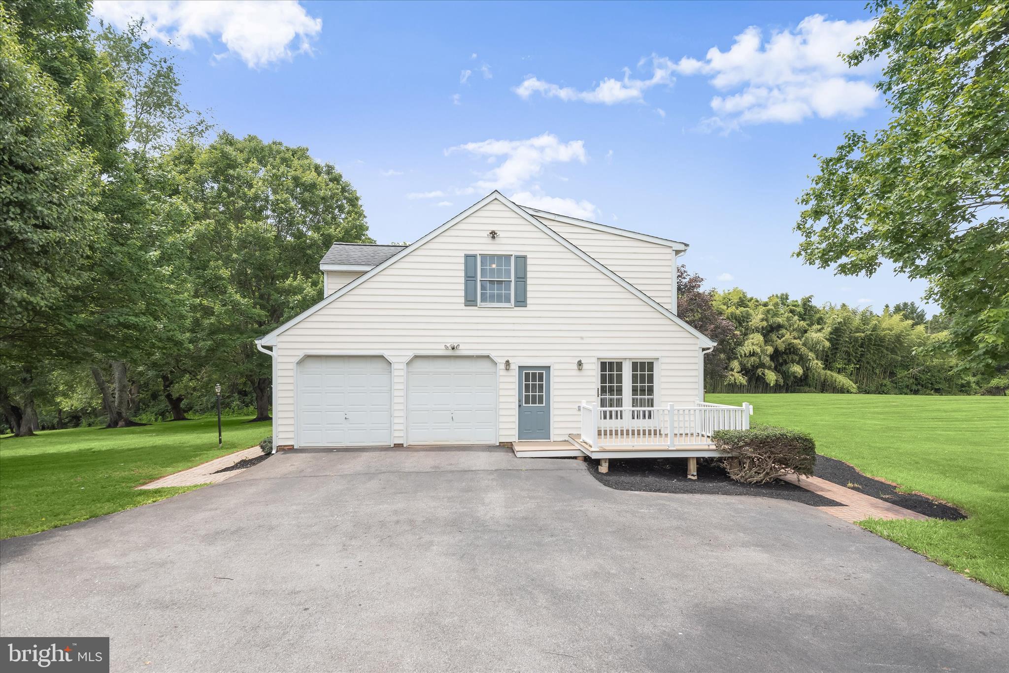 KINGS GRANT - Residential