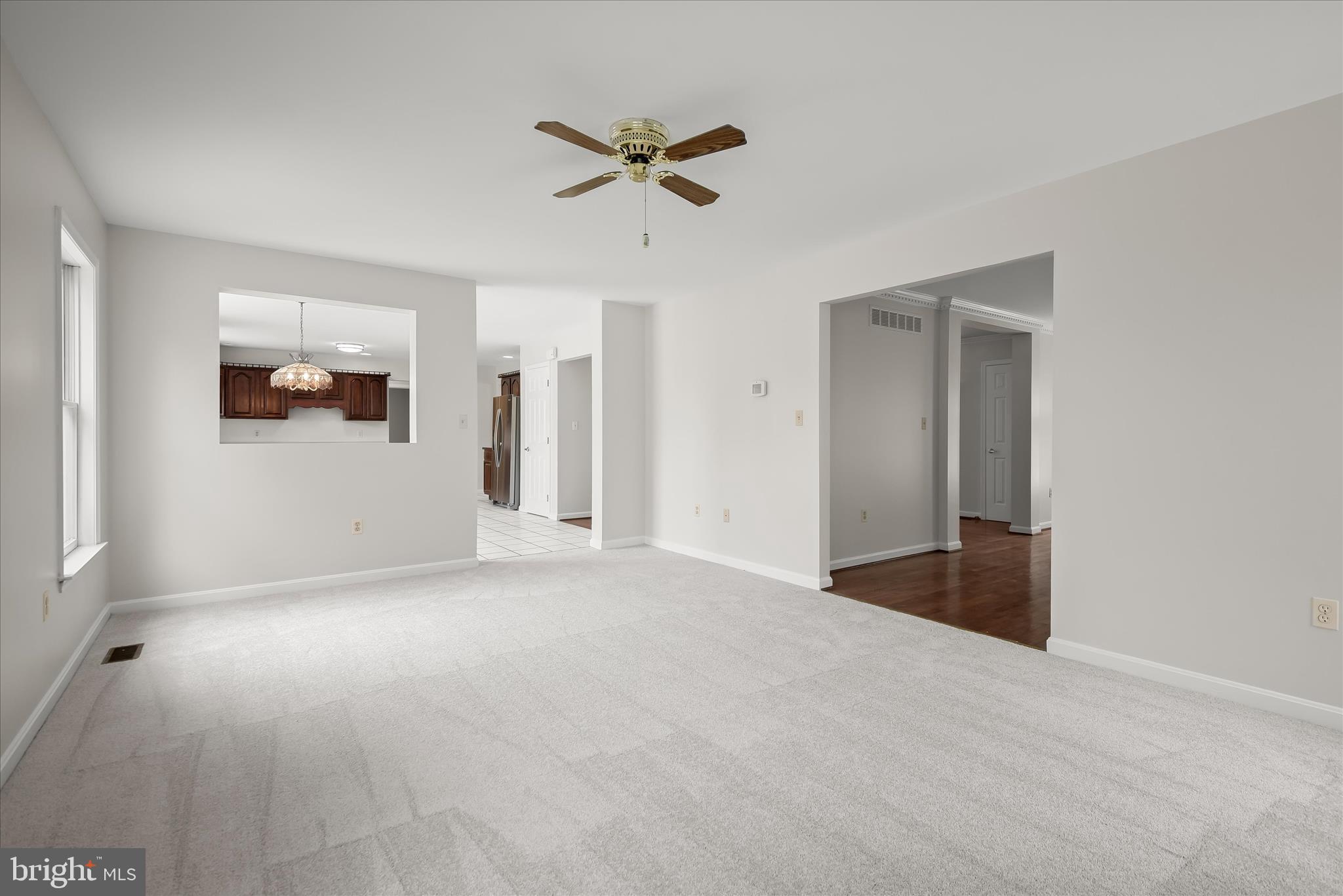 KINGS GRANT - Residential