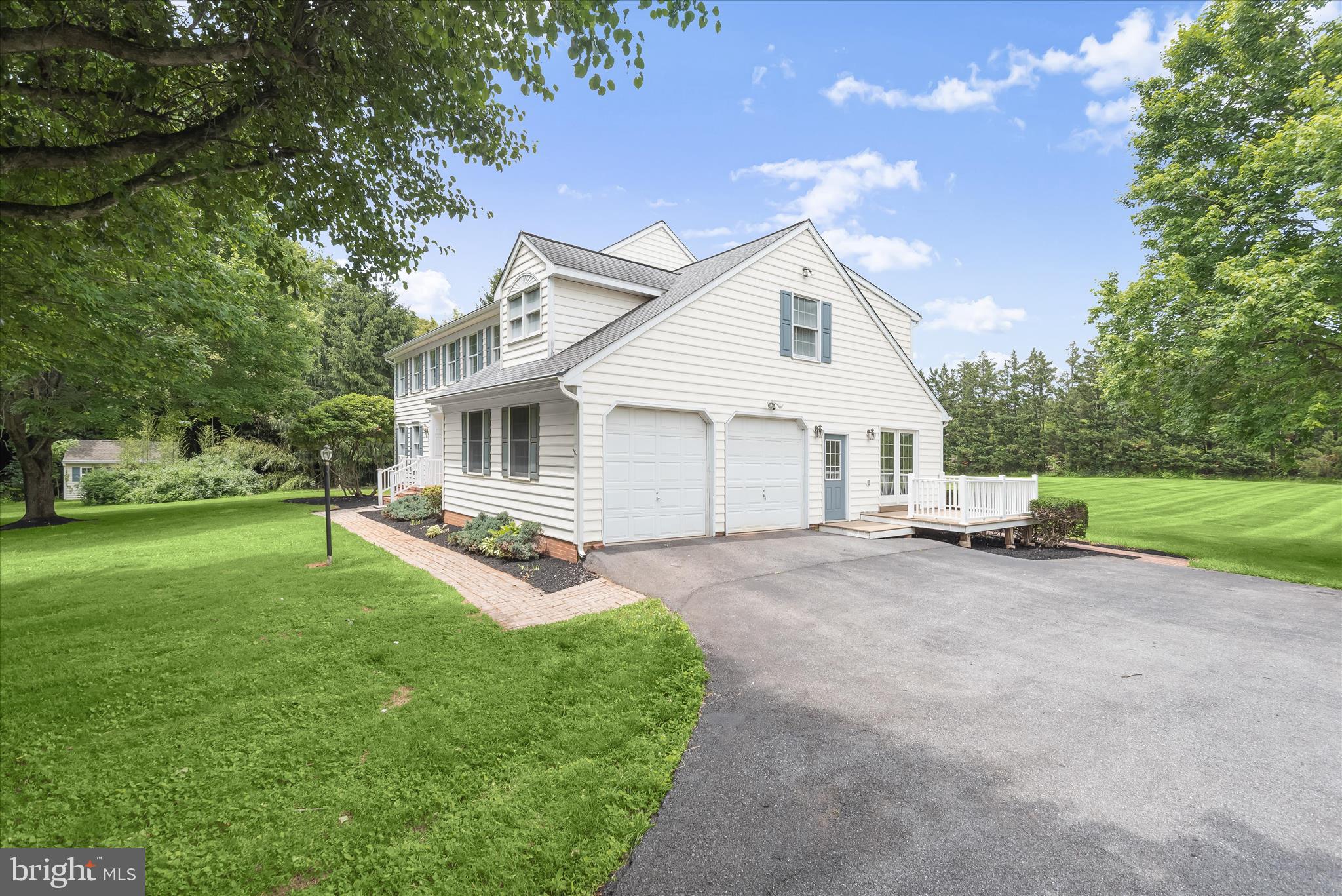 KINGS GRANT - Residential