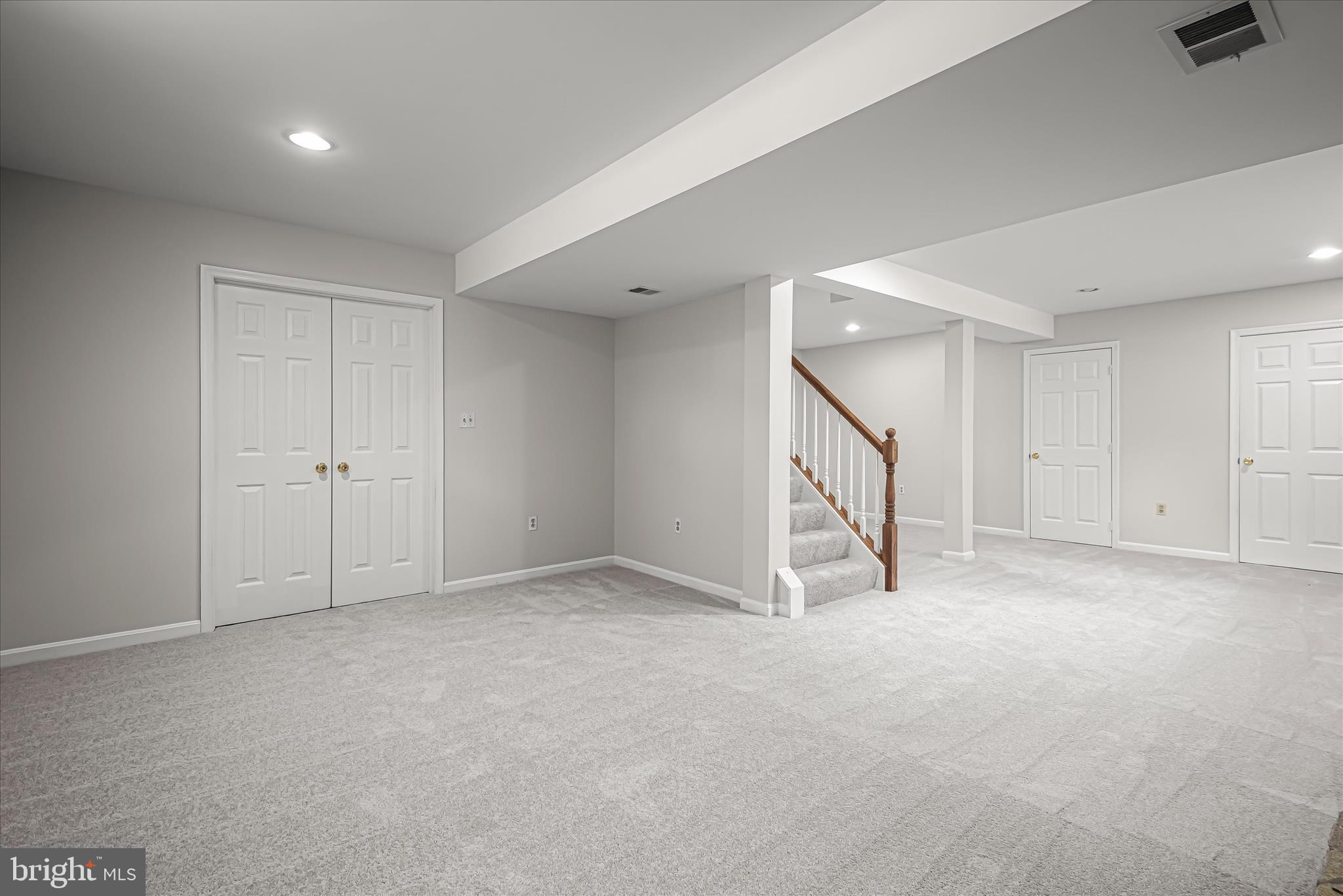 KINGS GRANT - Residential