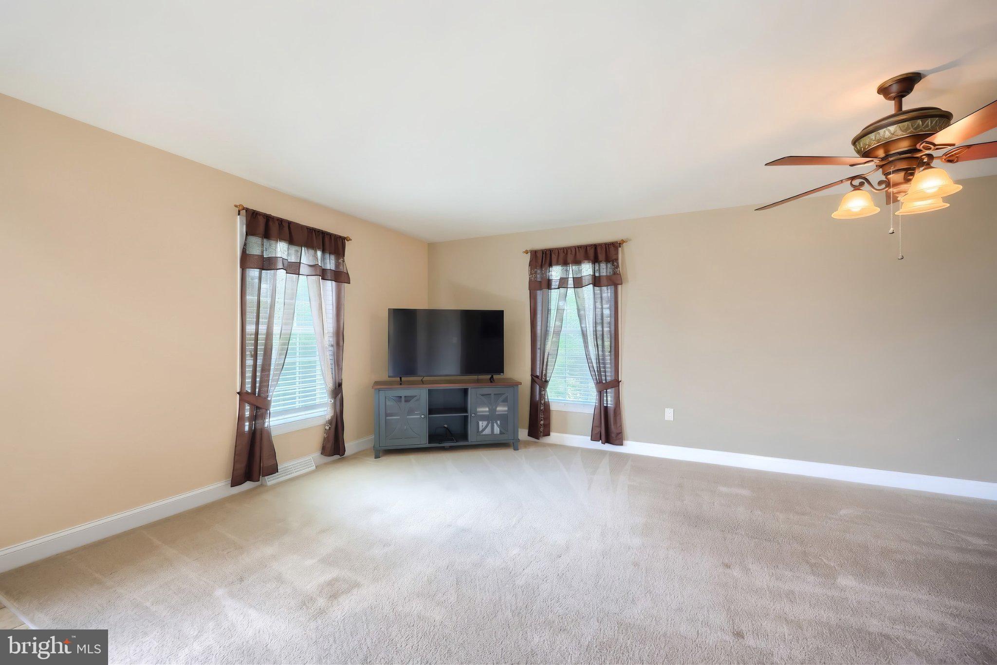 HAMPDEN HEIGHTS - Residential