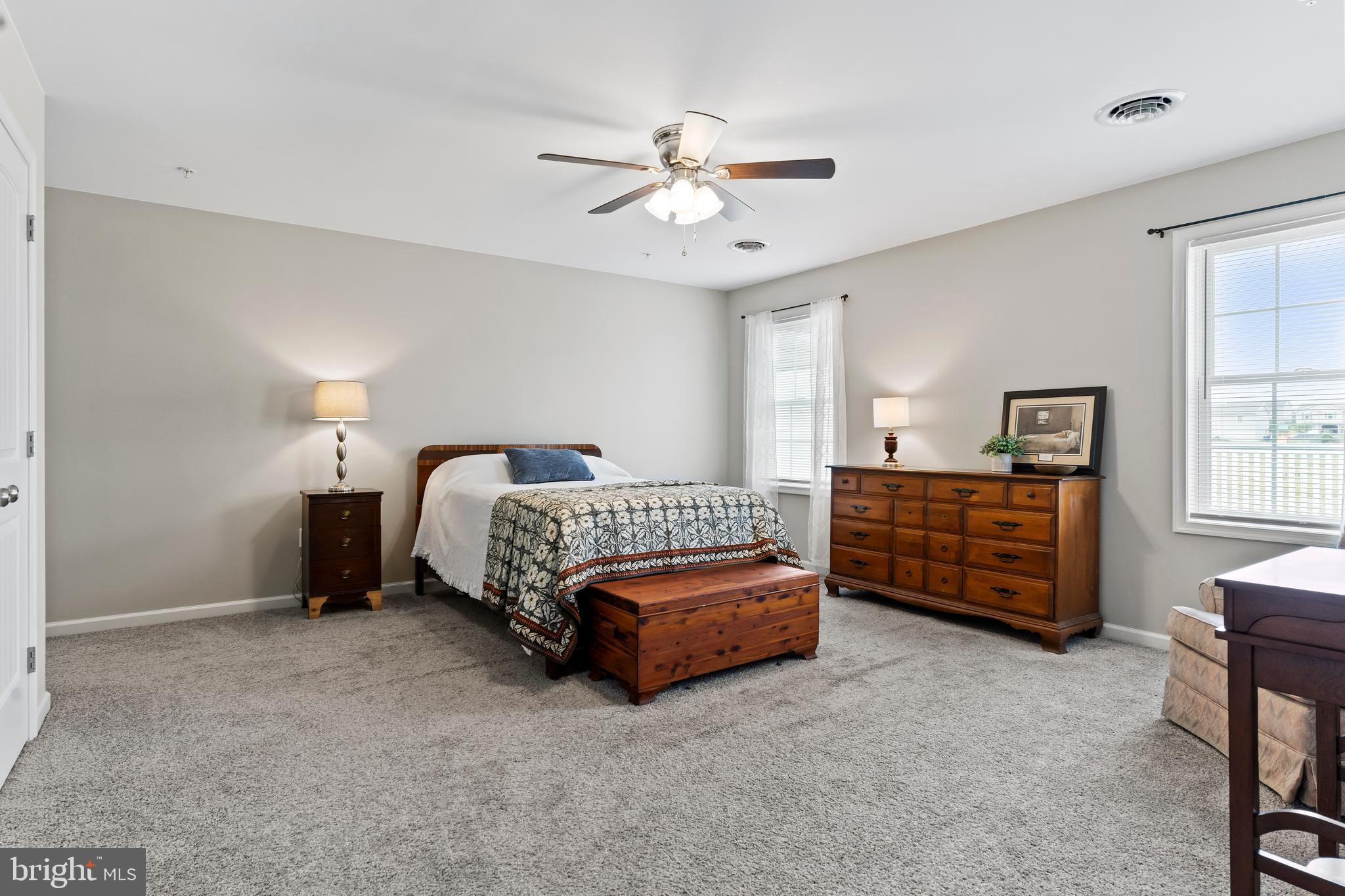 THORNWOOD VILLAGE - Residential