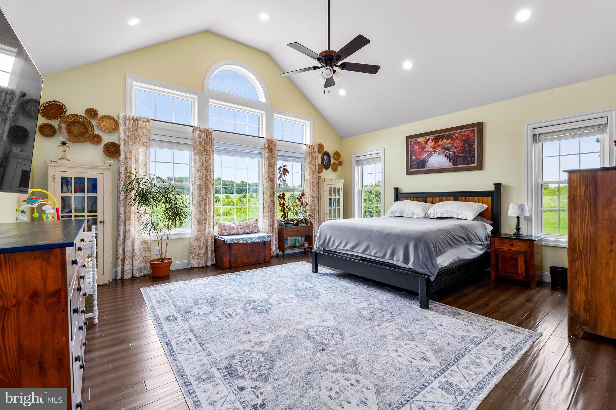 SUNSET KNOLL - Residential