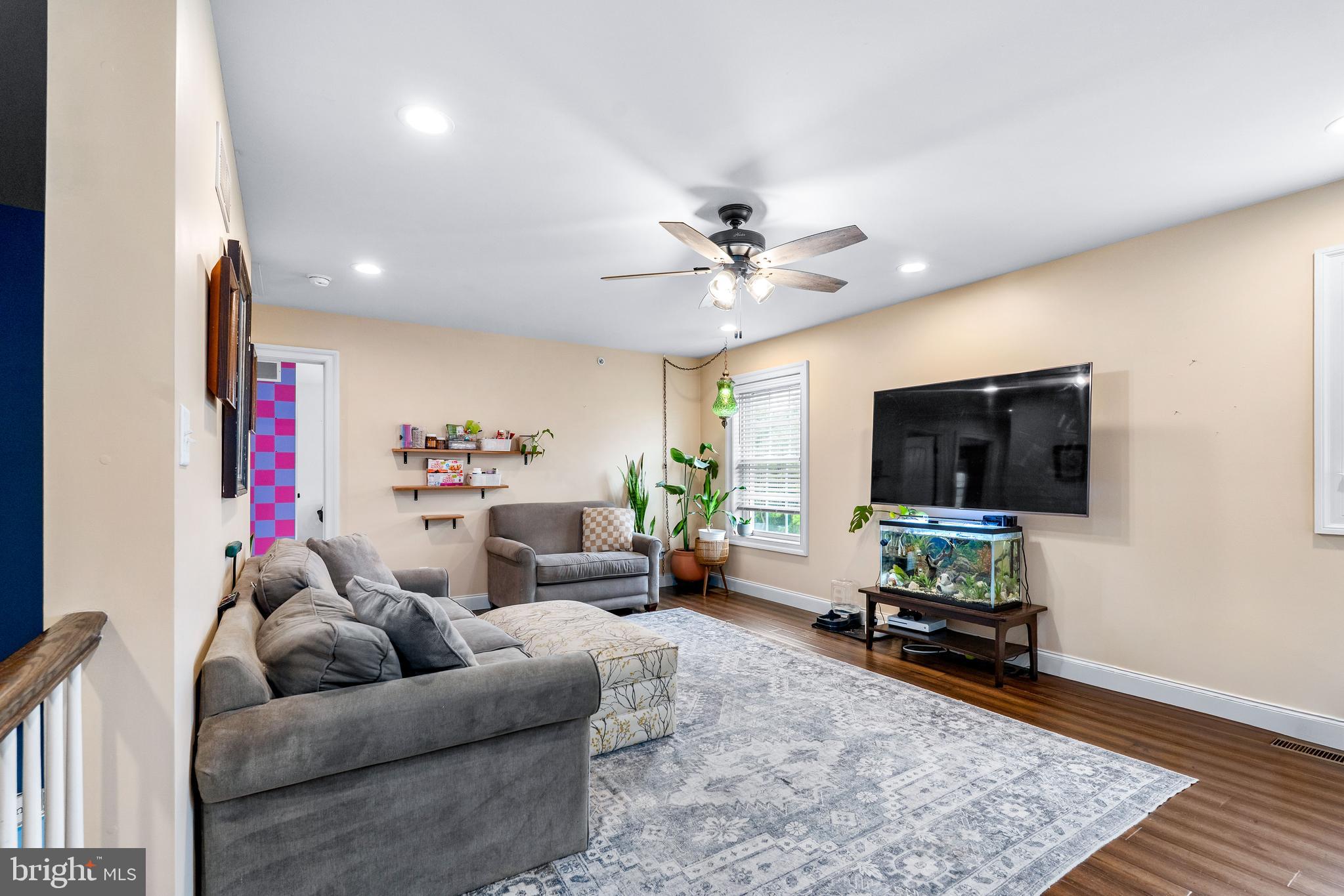 SUNSET KNOLL - Residential
