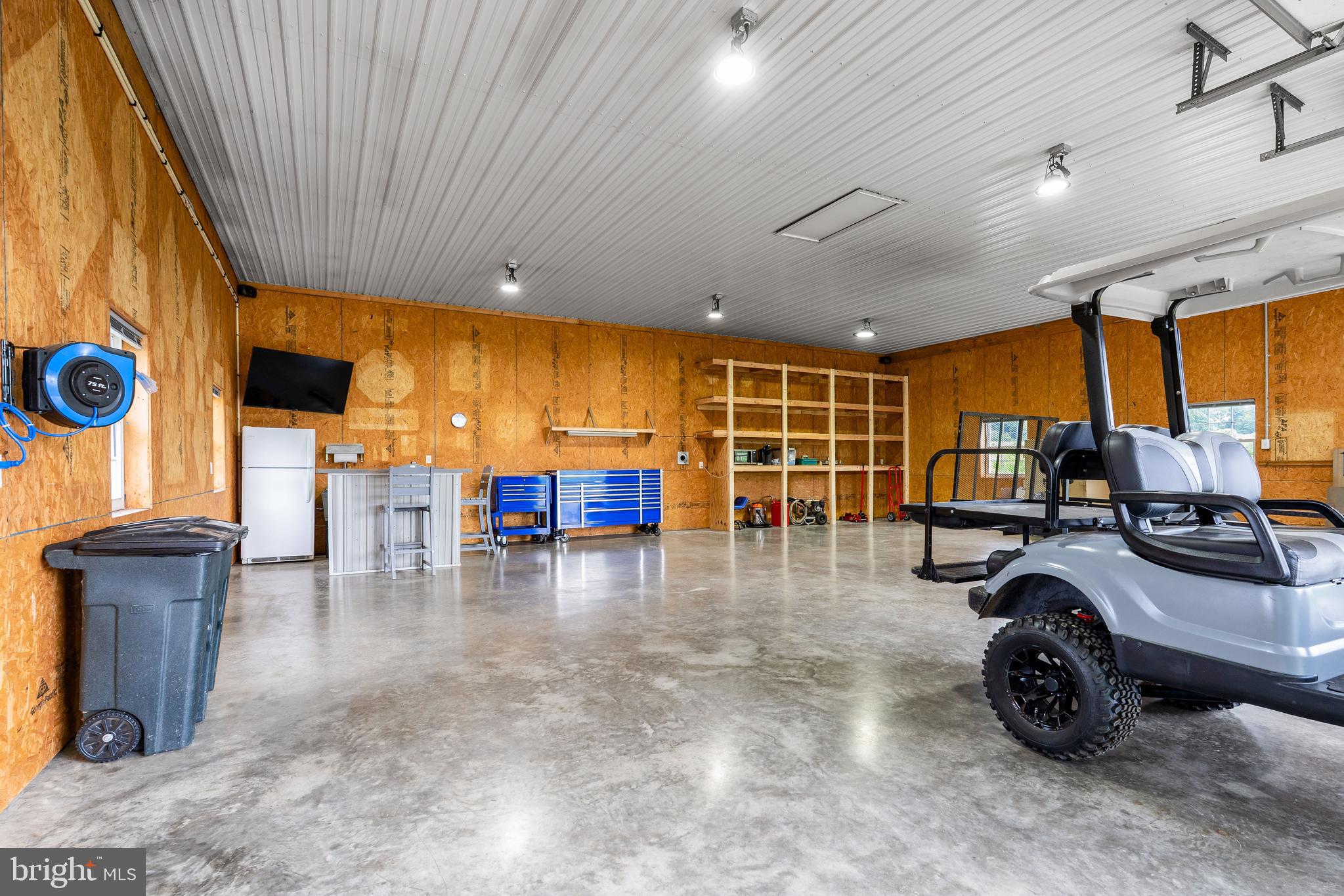 SUNSET KNOLL - Residential