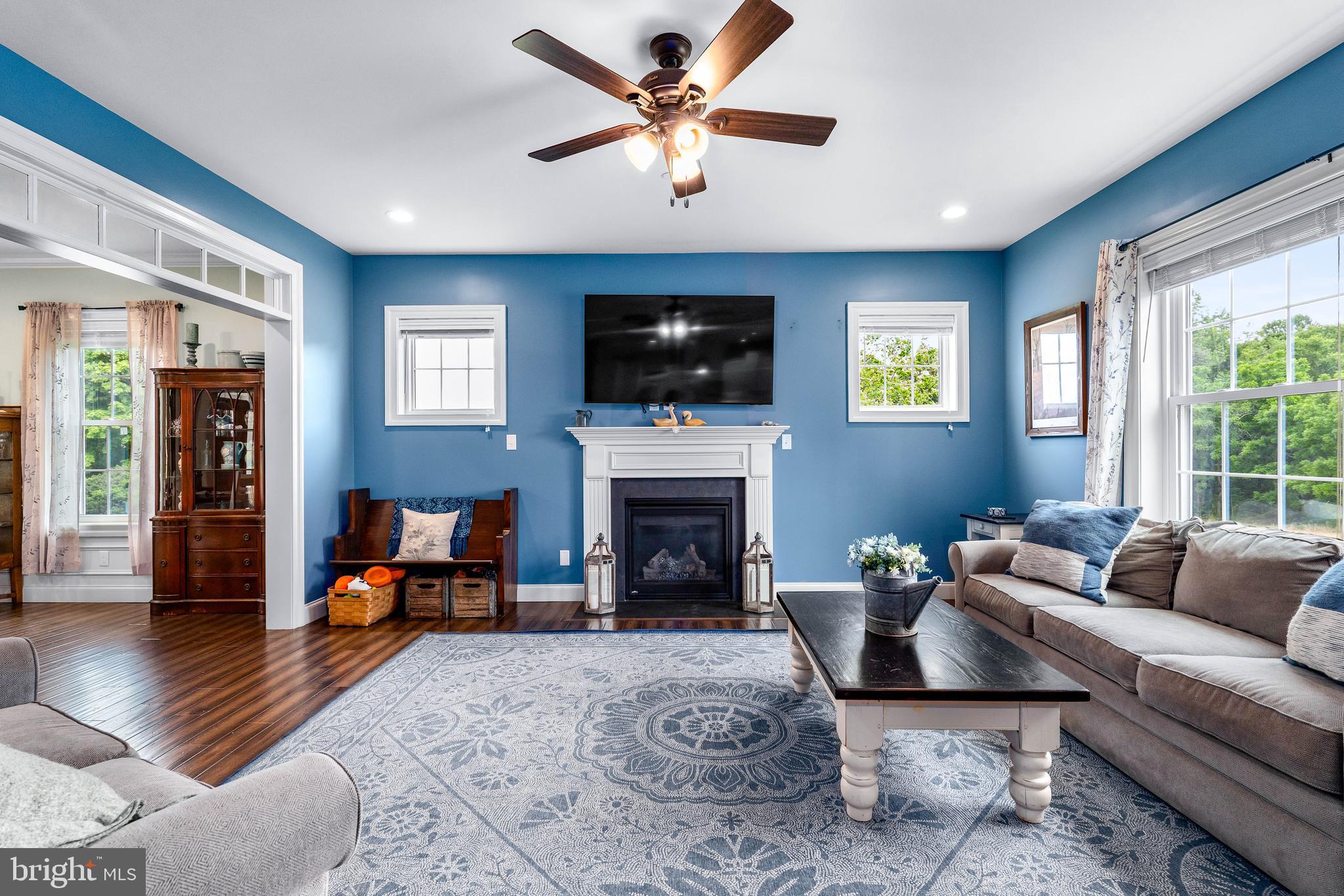 SUNSET KNOLL - Residential