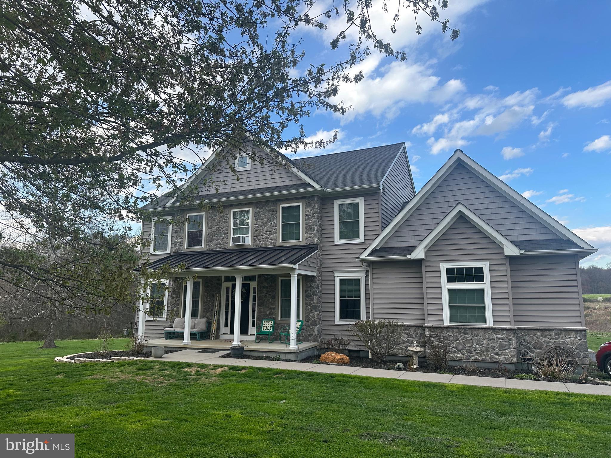 SUNSET KNOLL - Residential