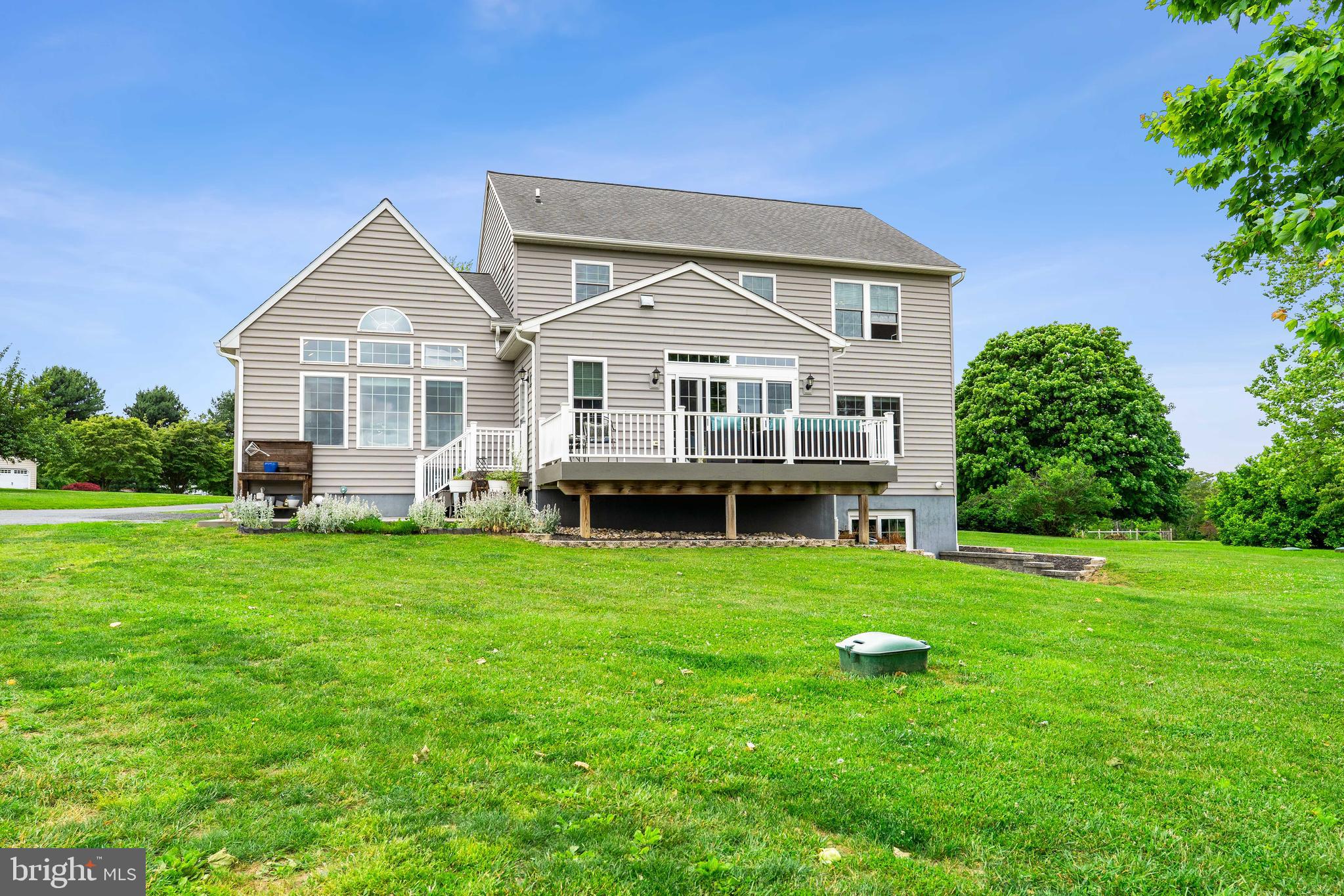 SUNSET KNOLL - Residential