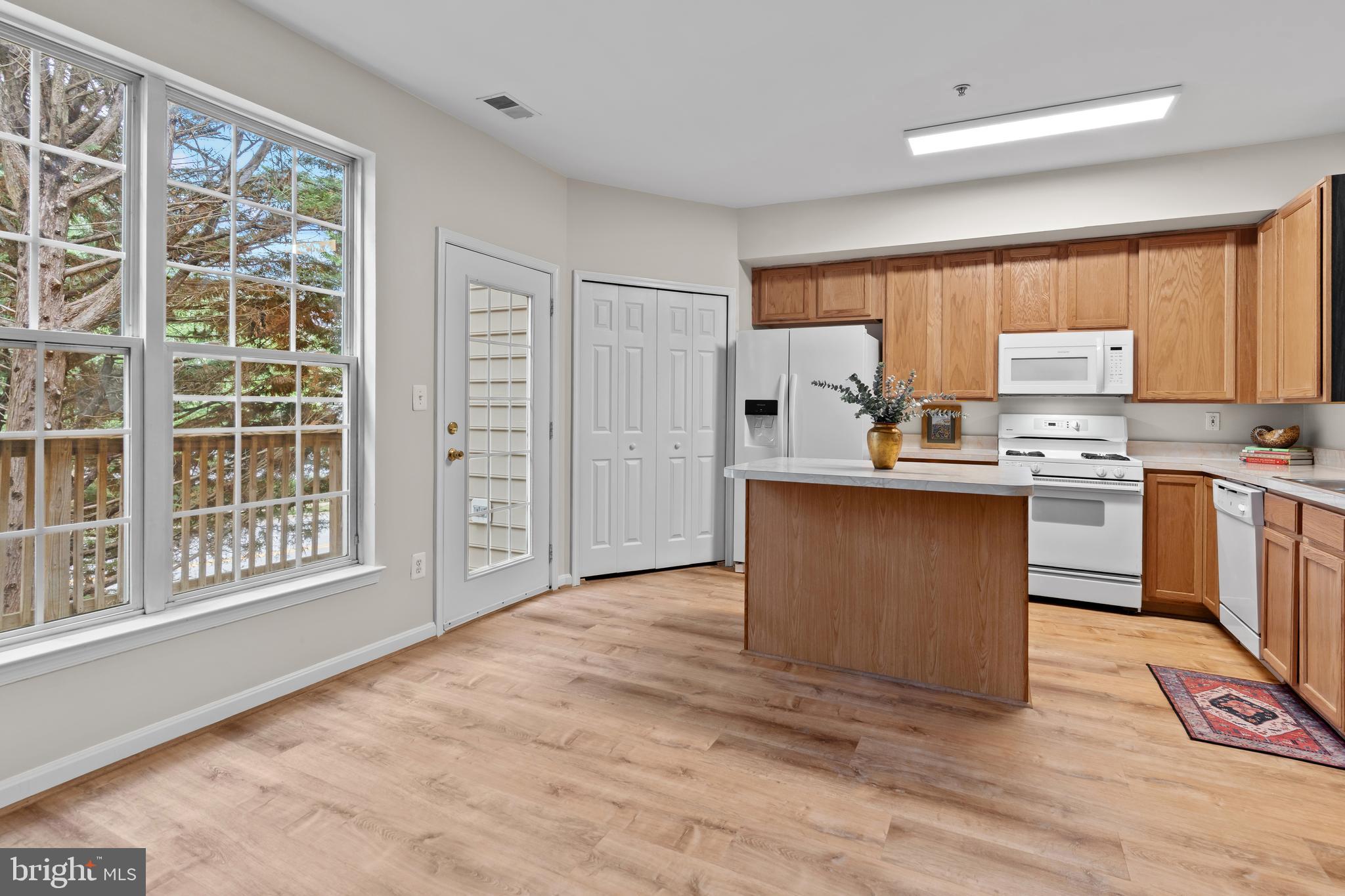 SEABREEZE - Residential