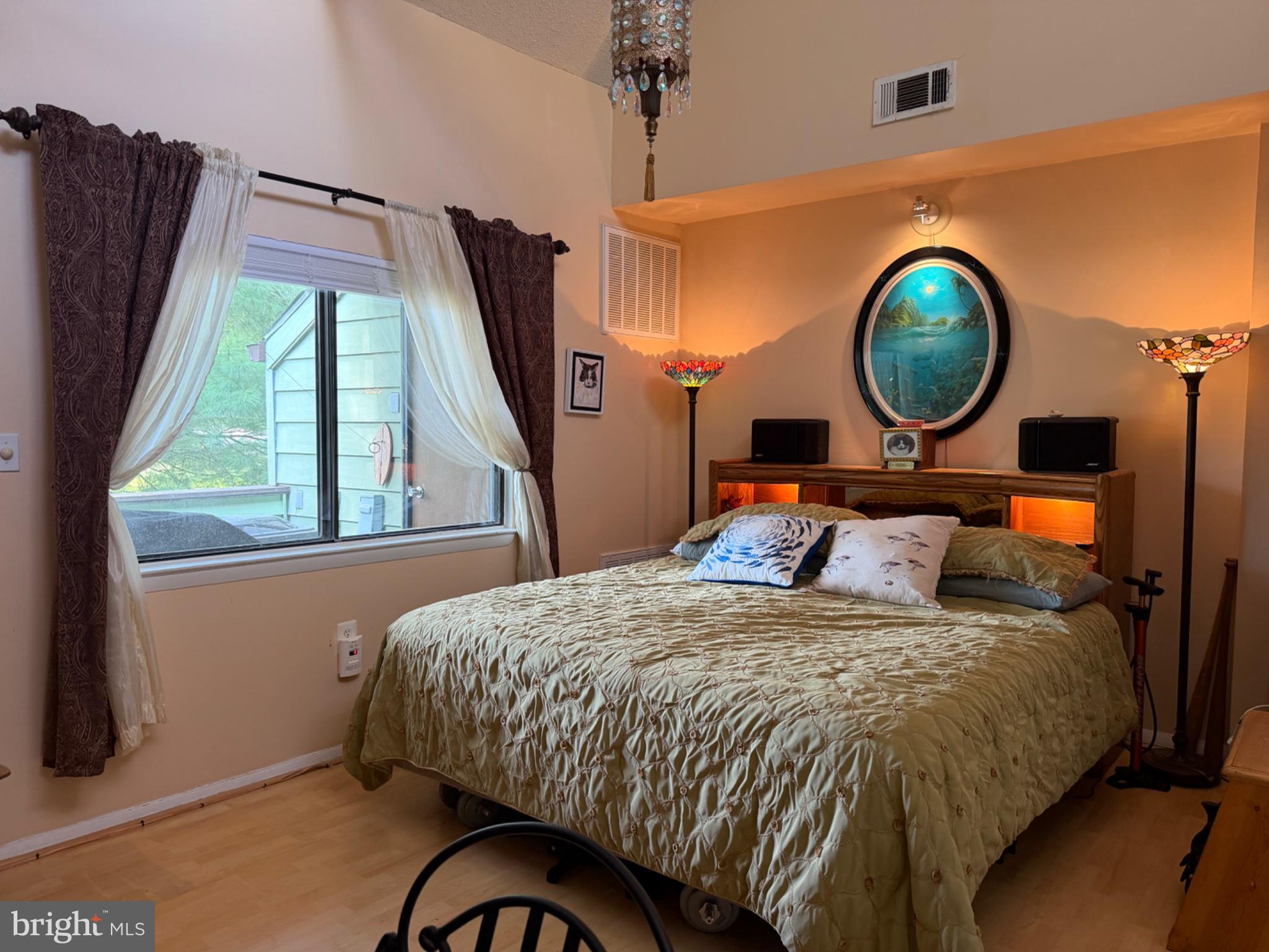 PIKESVILLE - Residential