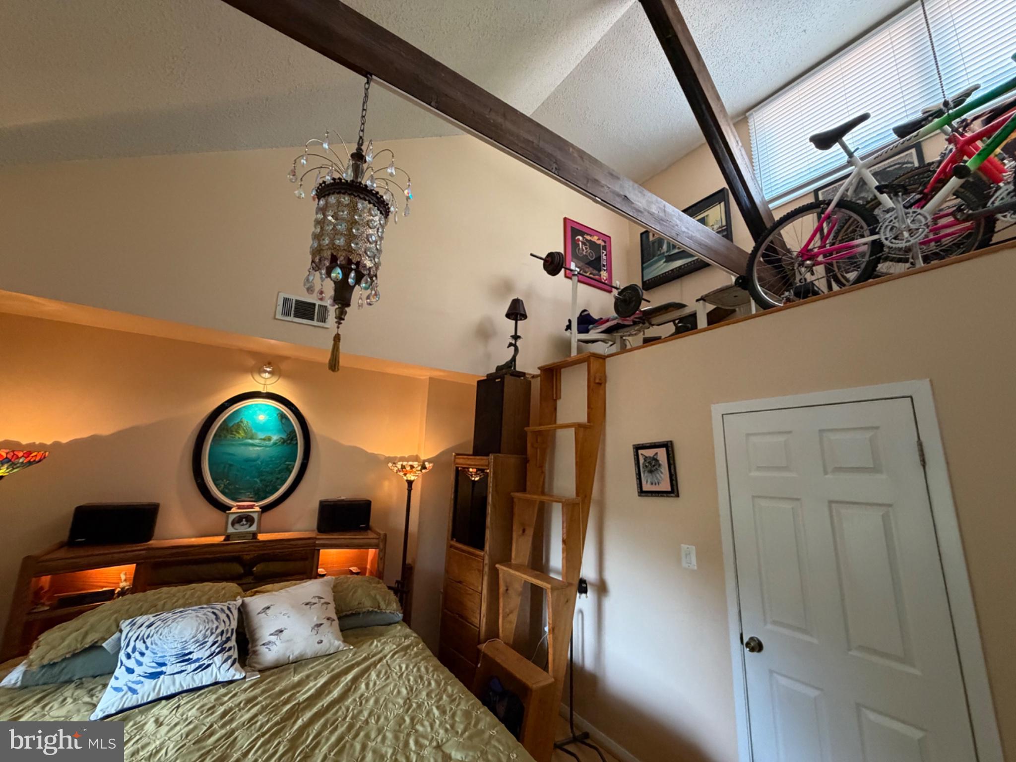 PIKESVILLE - Residential