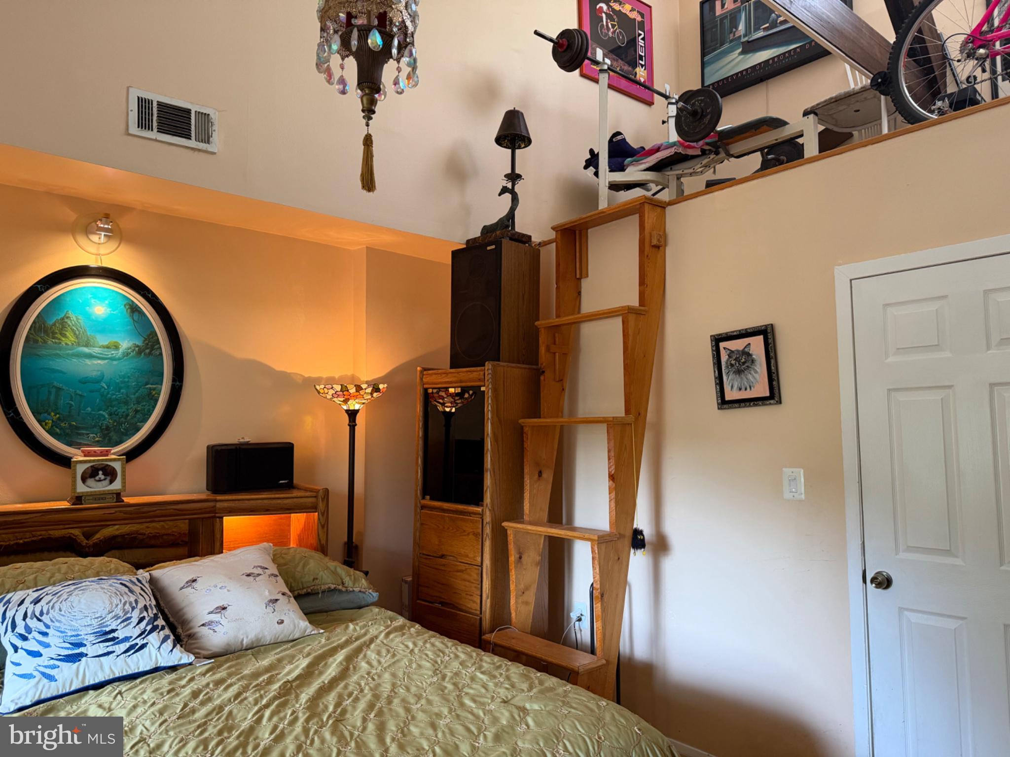 PIKESVILLE - Residential