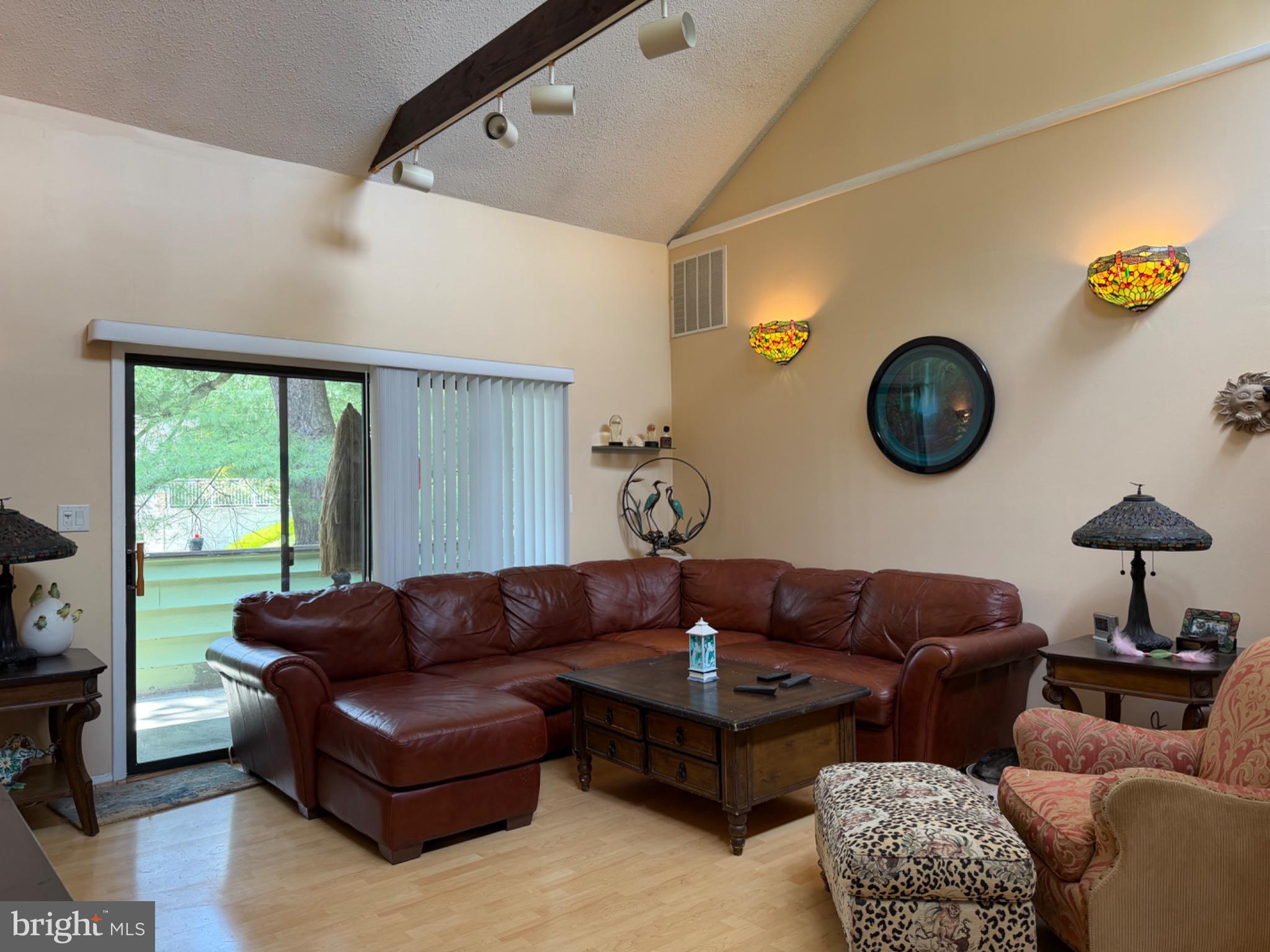 PIKESVILLE - Residential