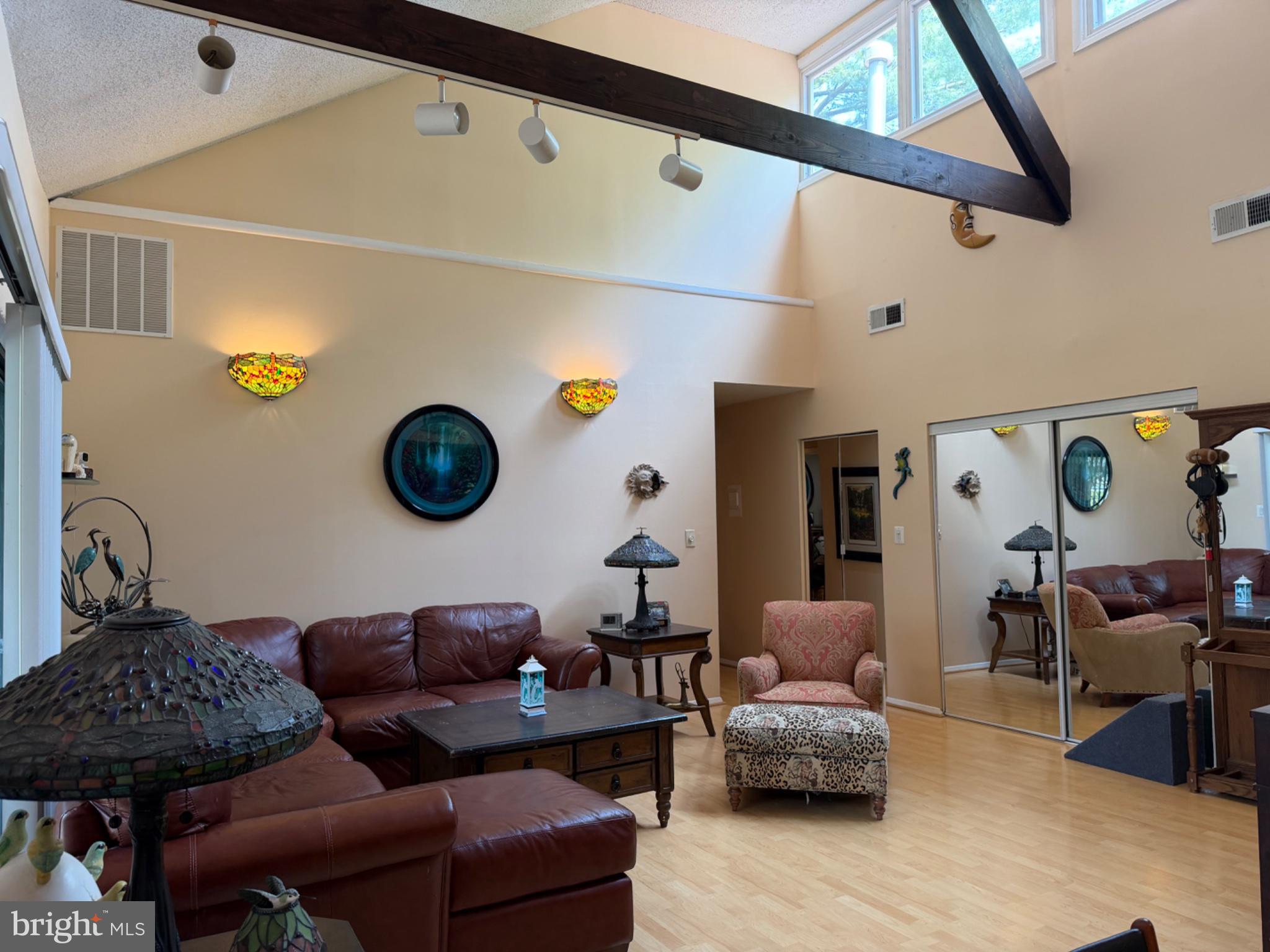 PIKESVILLE - Residential