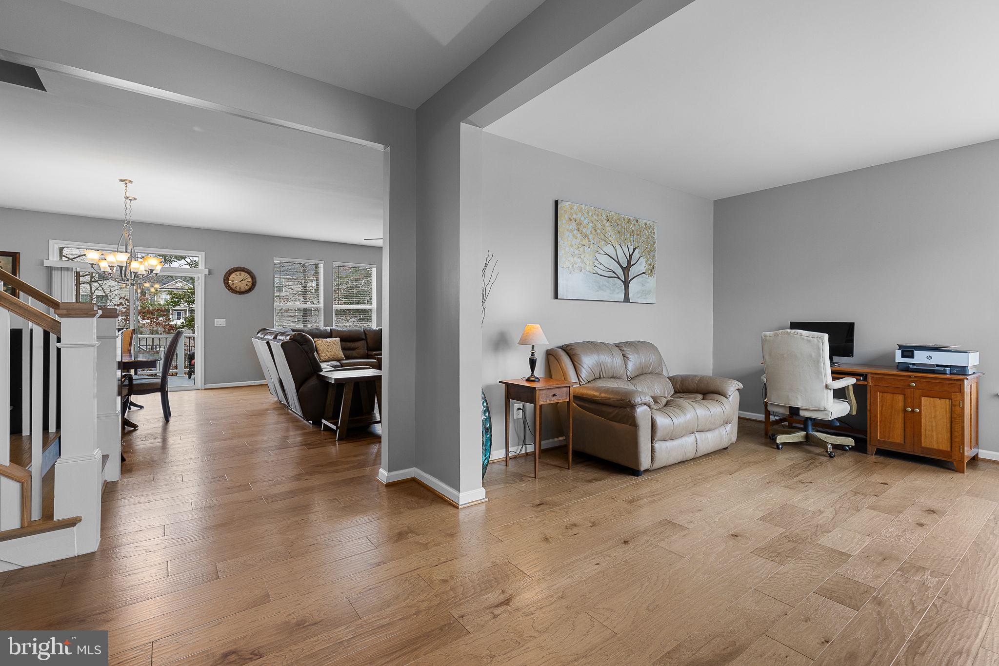 LIBERTY KNOLLS - Residential