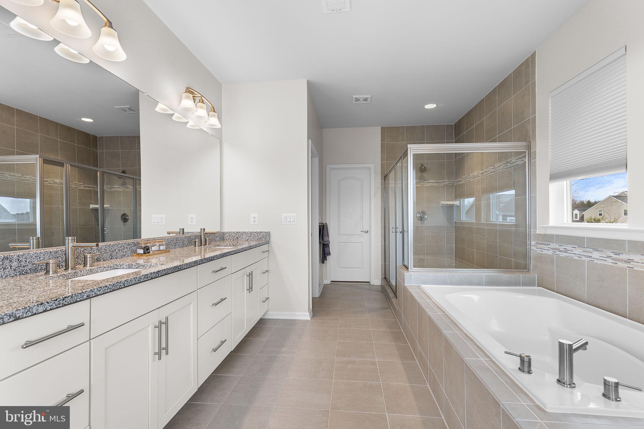 LIBERTY KNOLLS - Residential