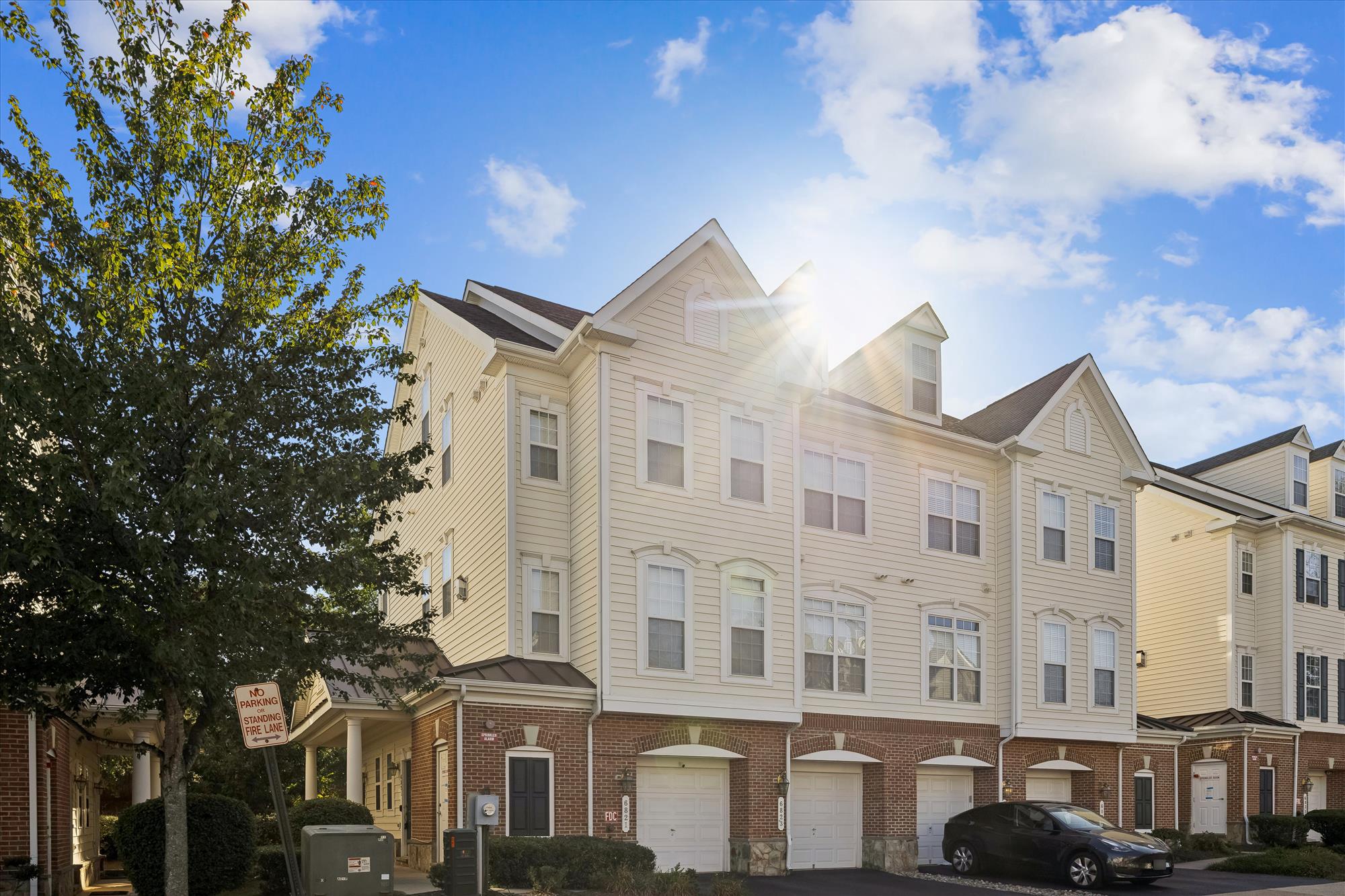 Reduced price with motivated sellers. This stunning 4-level townhouse-style condo is move-in ready and full of upgrades.
Bright and airy with natural light throughout, it features a spacious master suite, 2 additional bedrooms, 2.5 baths, a loft, and an attached garage. Enjoy a modern chef’s kitchen with granite countertops, stainless-steel appliances, hardwood floors, and fresh paint. Flexible layout perfect for office, gym, or media space. Conveniently located near Virginia Gateway, shopping, dining, and major commuter routes, including I-66, Route 29, and Route 15.

Stylish, well-maintained, and packed with value. Schedule your showing today before it’s gone!