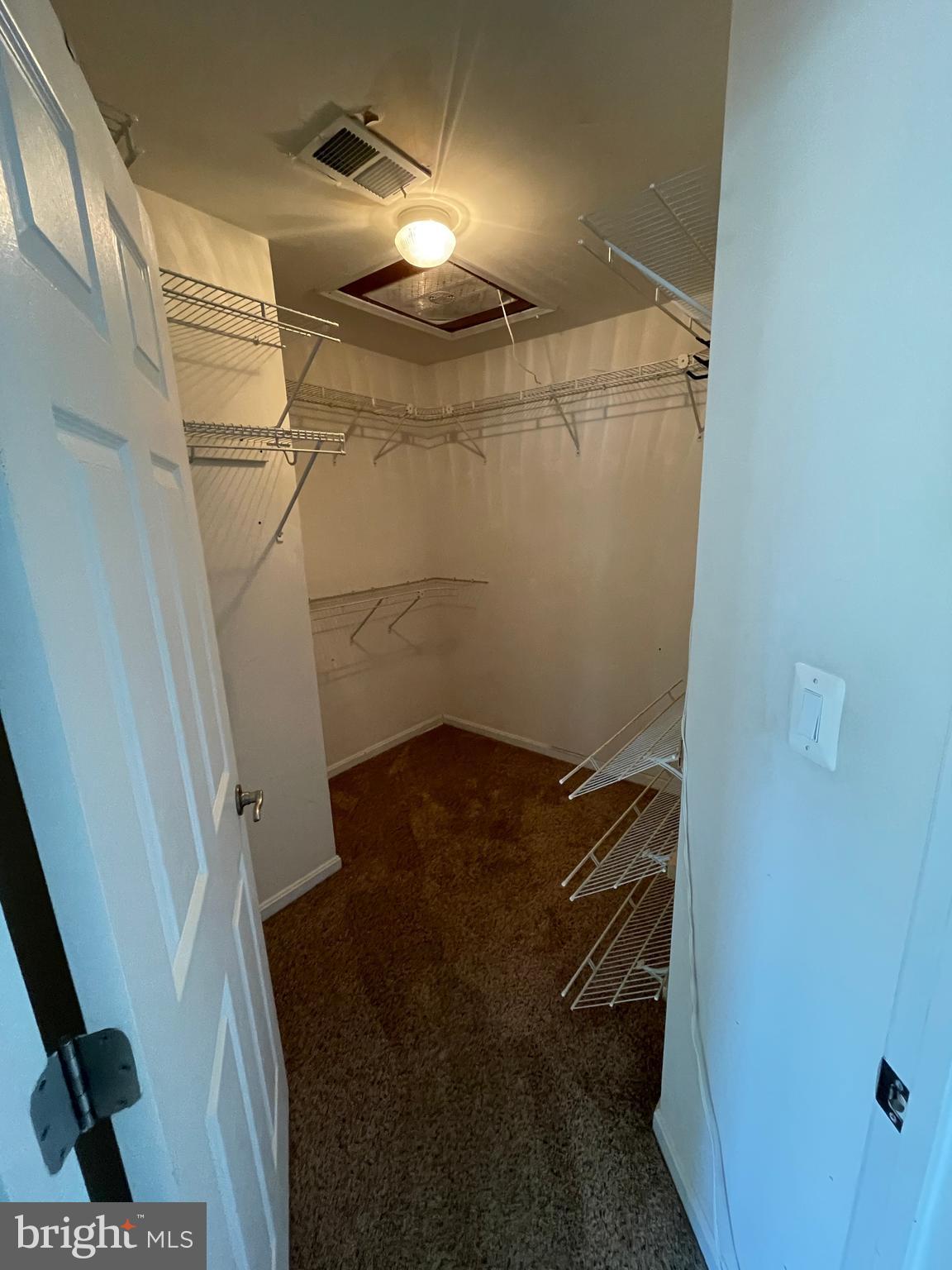 LAUREL HIGHLANDS - Residential