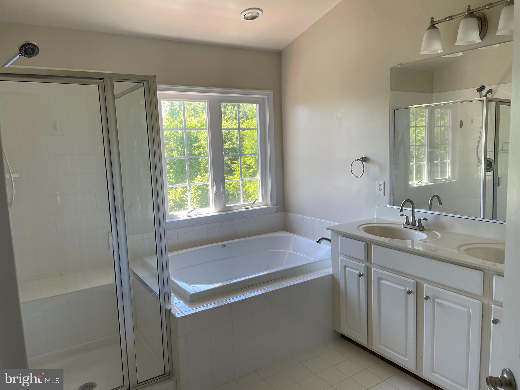 LAUREL HIGHLANDS - Residential