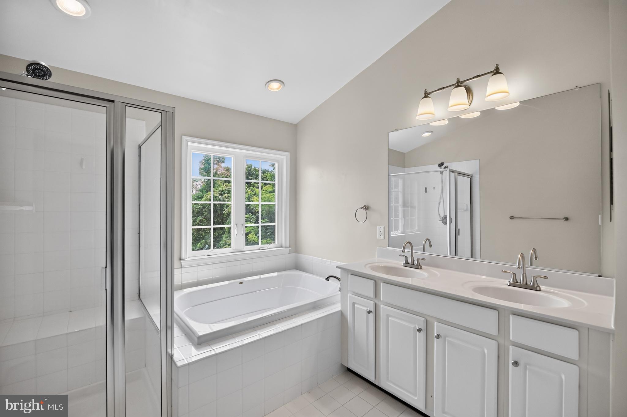 LAUREL HIGHLANDS - Residential