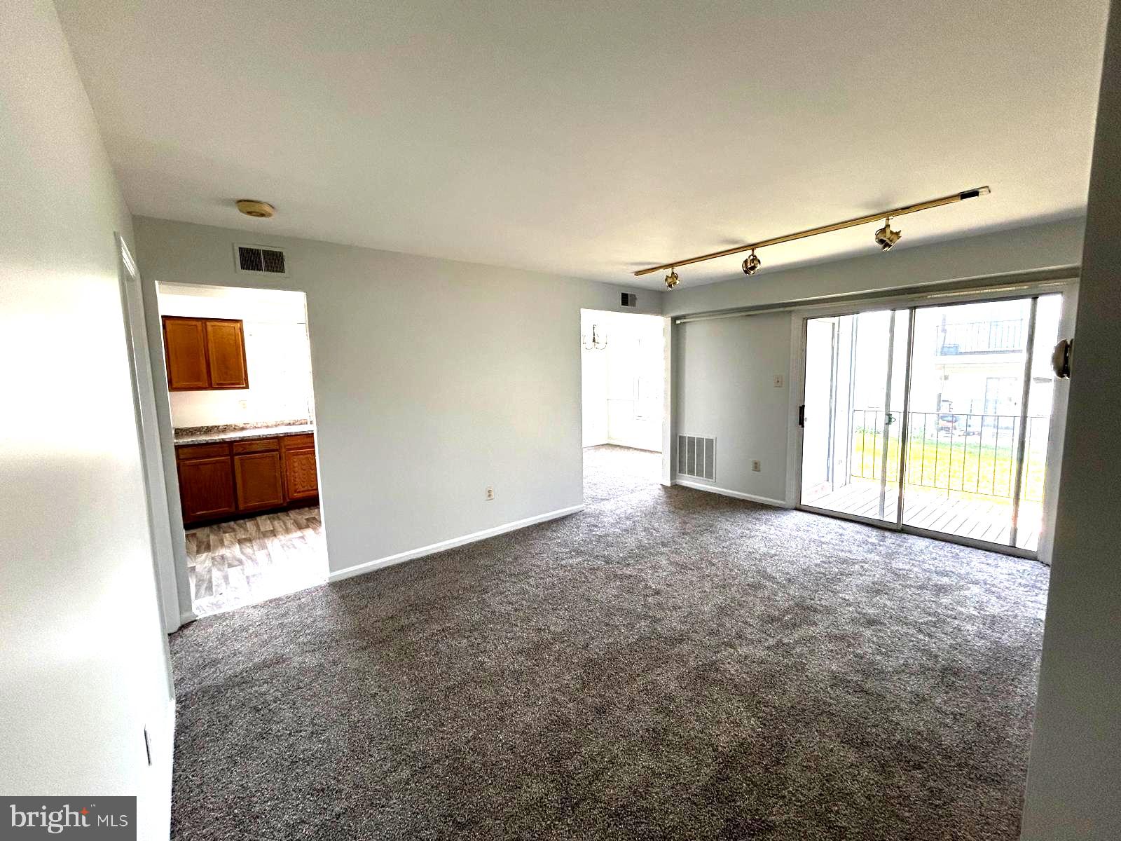 BARTONSVILLE - Residential