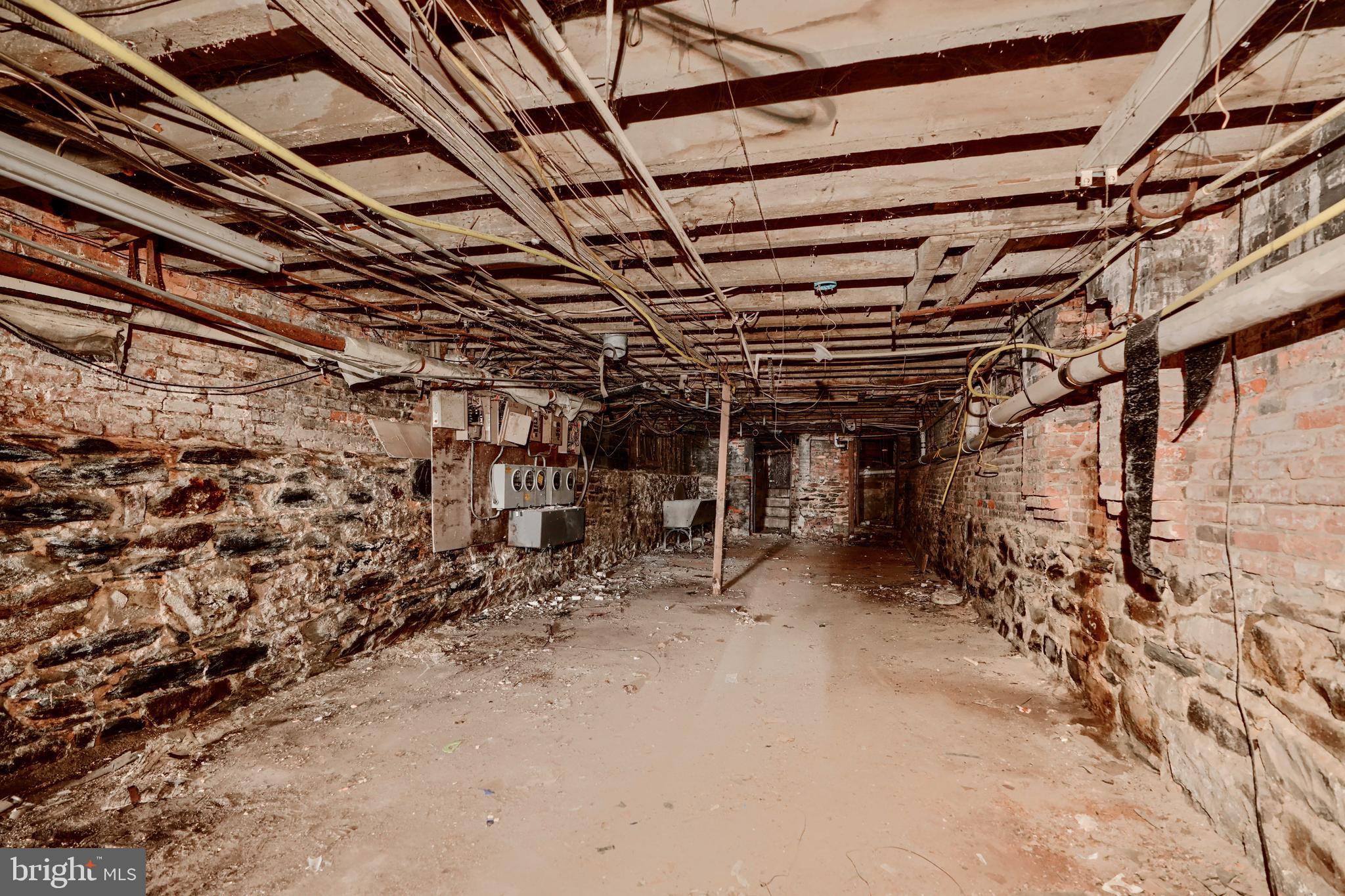 RESERVOIR HILL - Residential