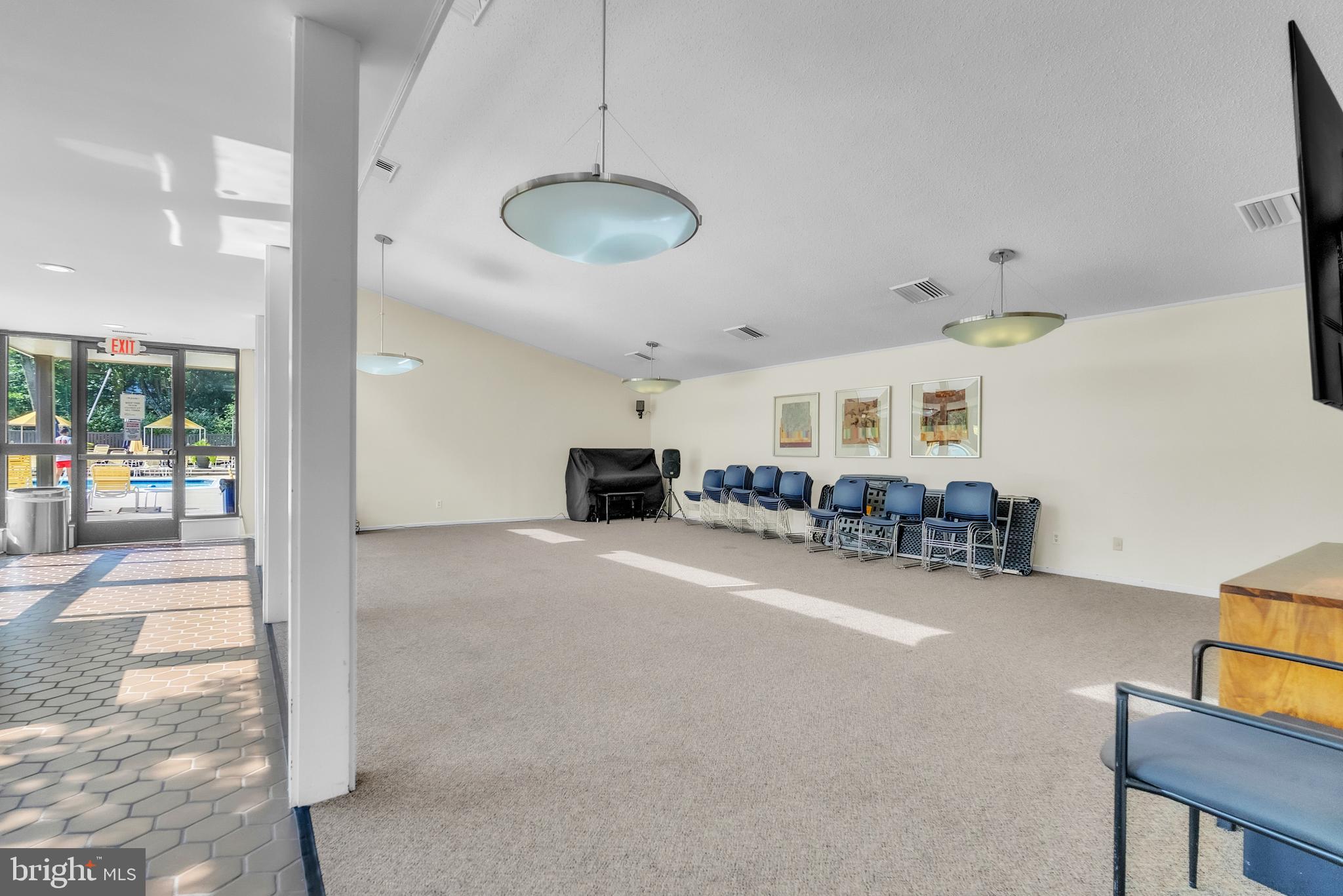 SUMNER VILLAGE - Residential