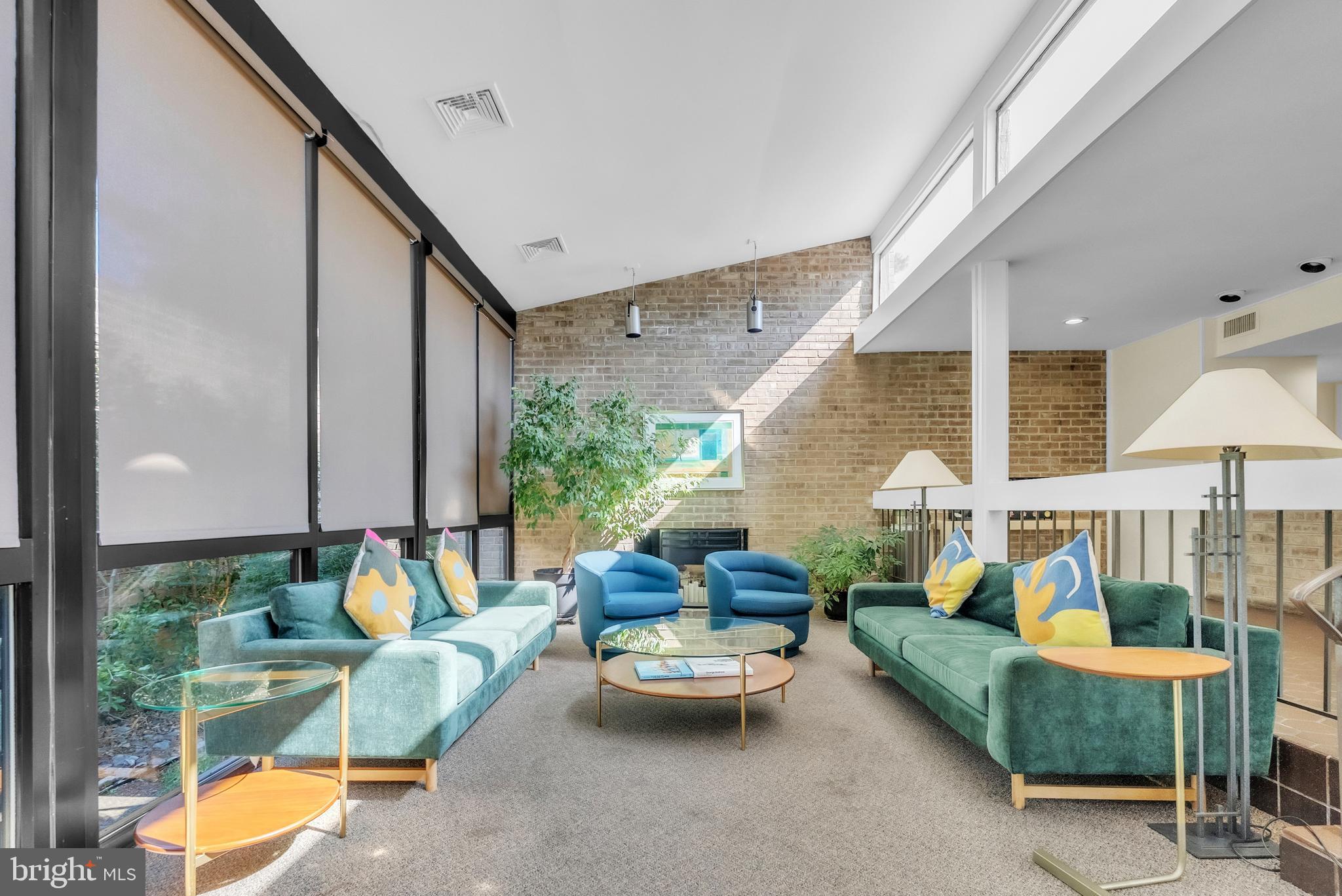 SUMNER VILLAGE - Residential