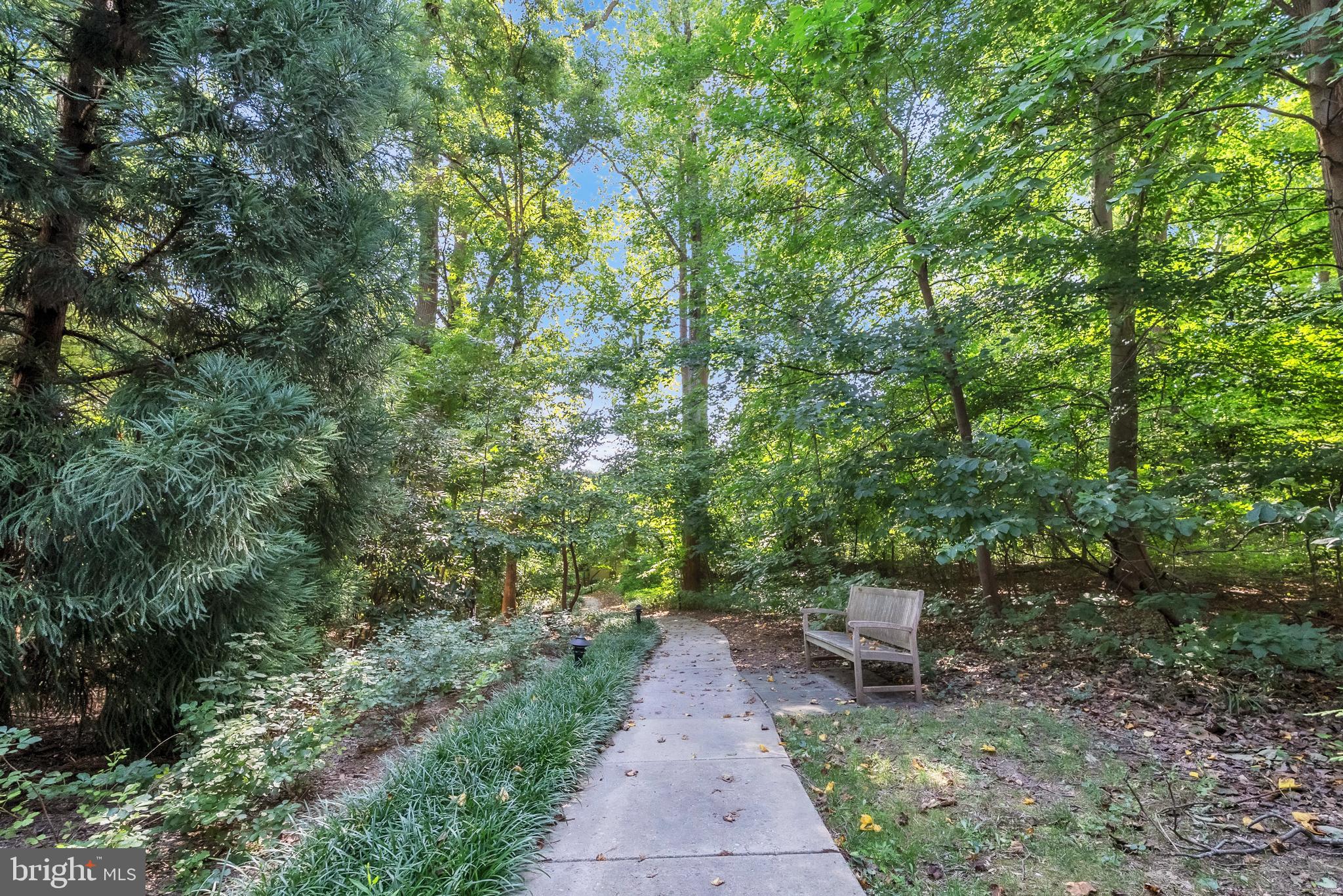 SUMNER VILLAGE - Residential