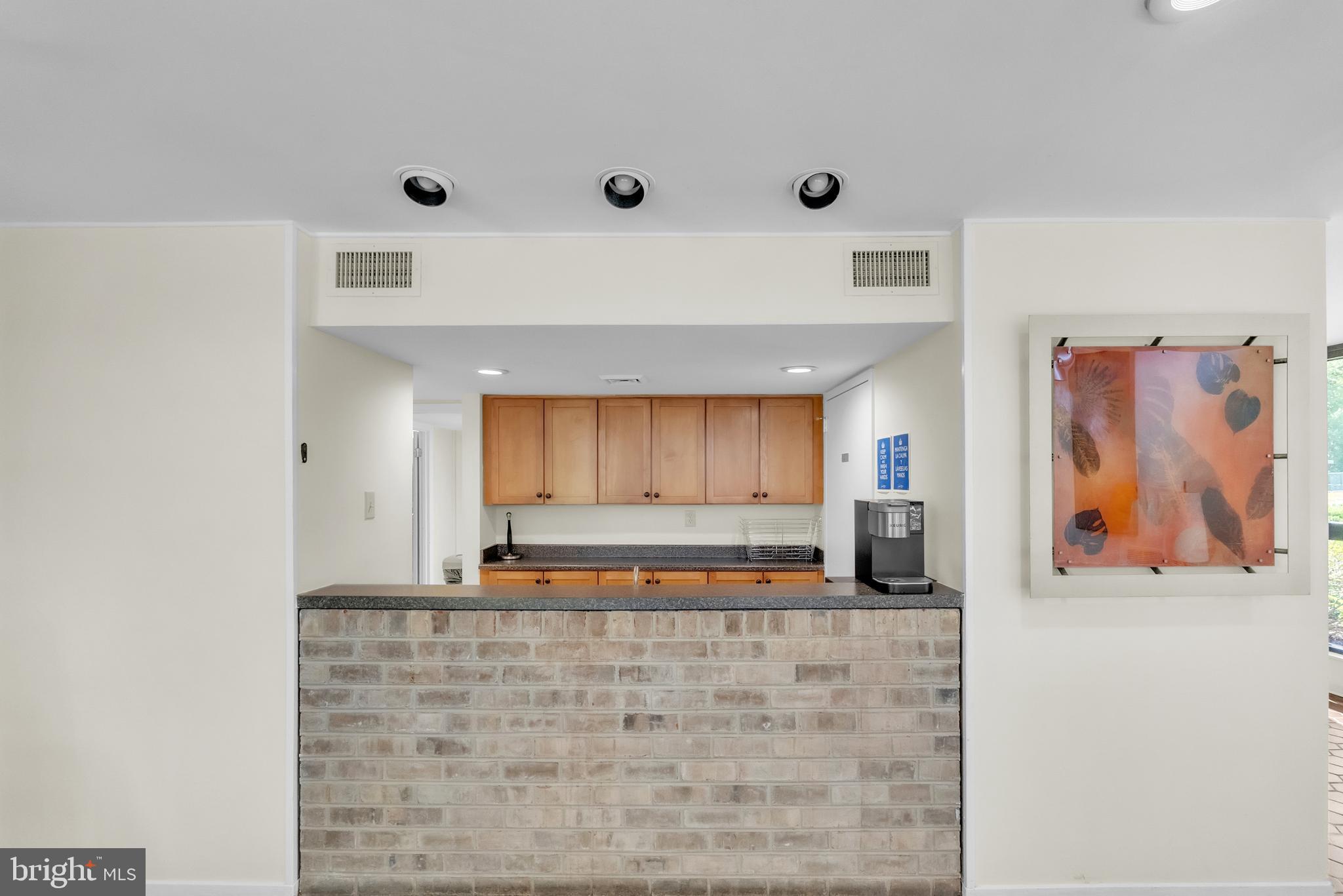 SUMNER VILLAGE - Residential